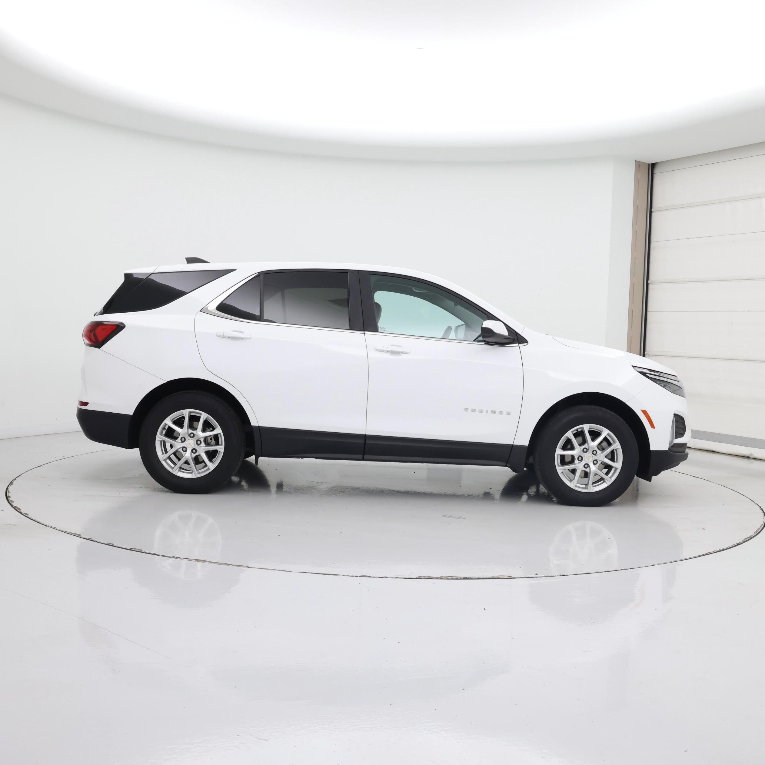 Thumbnail: 2023 Chevrolet Equinox - 7