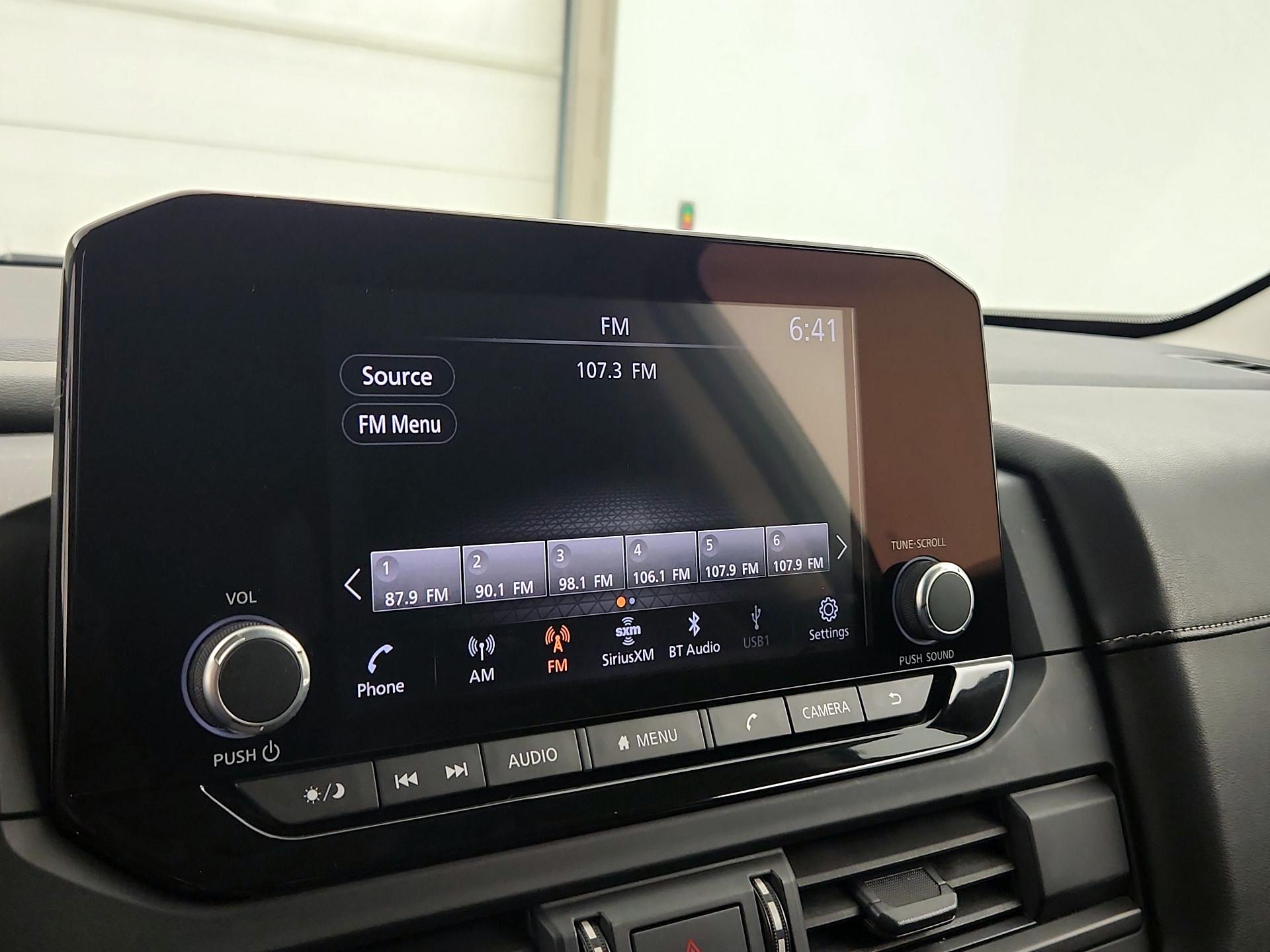 Thumbnail: 2023 Nissan Pathfinder - 15