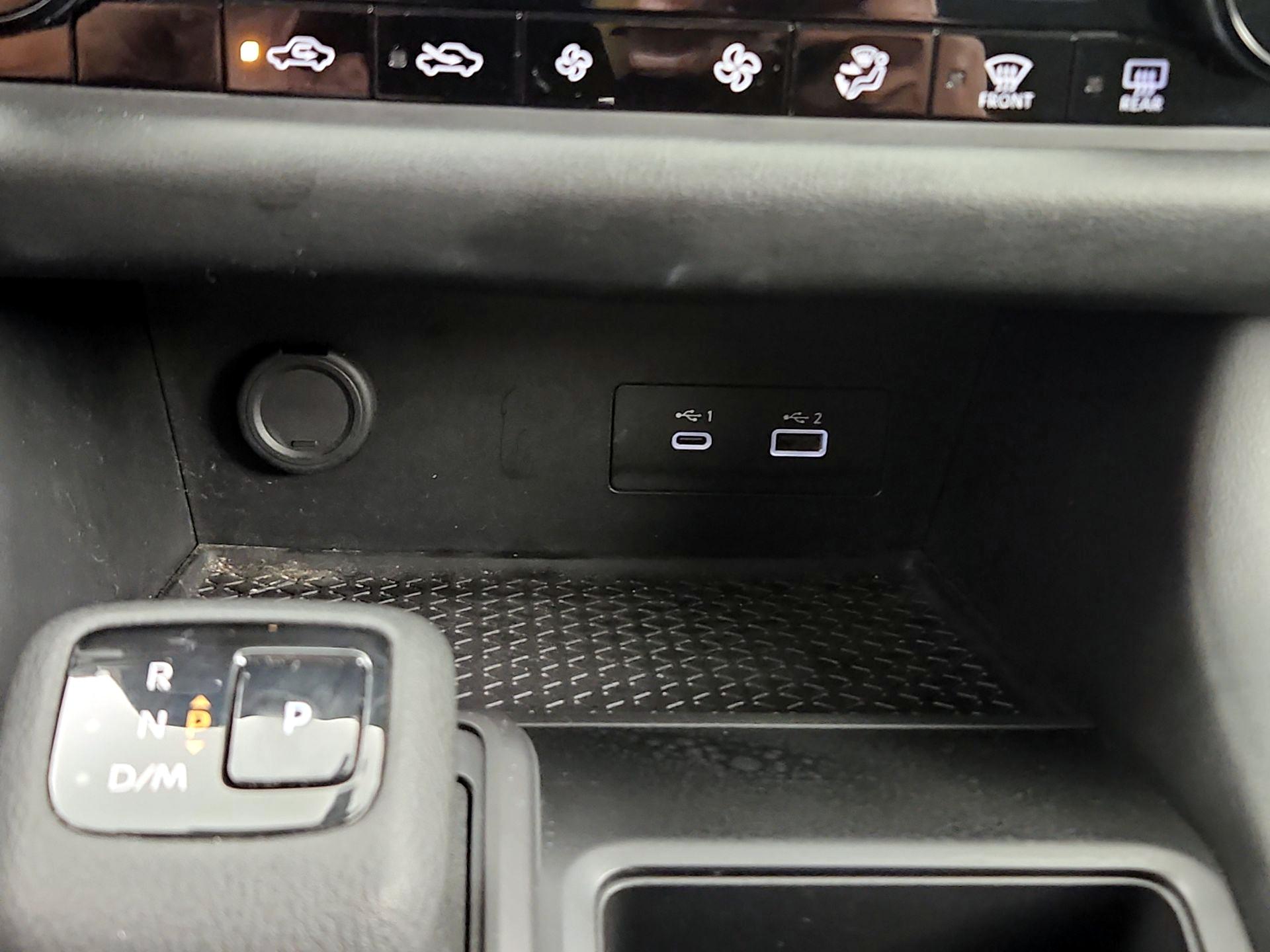 Thumbnail: 2023 Nissan Pathfinder - 18