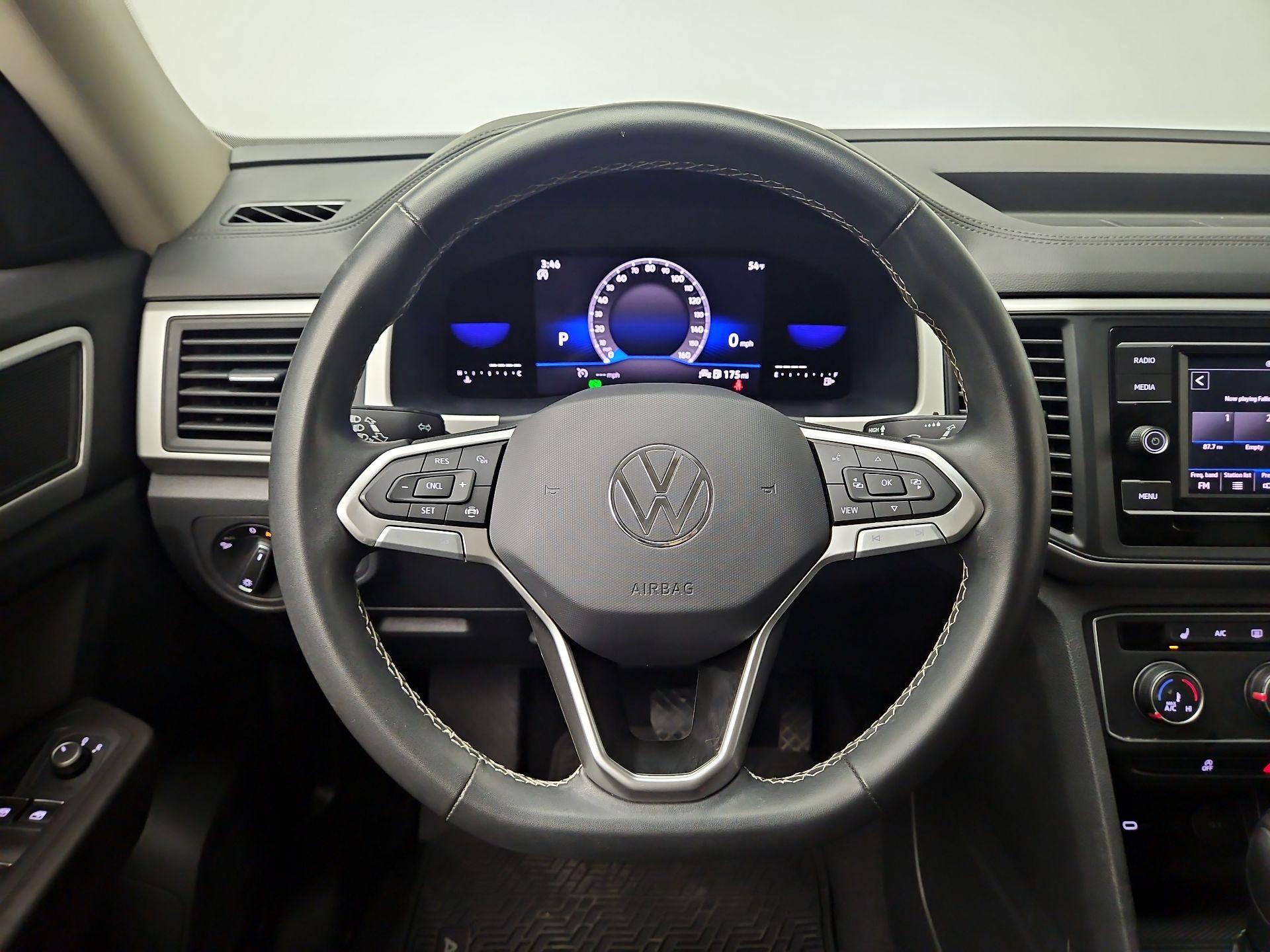 Thumbnail: 2022 Volkswagen Atlas - 10