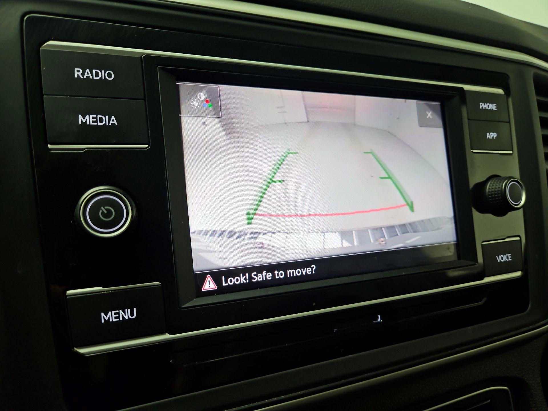 Thumbnail: 2022 Volkswagen Atlas - 14