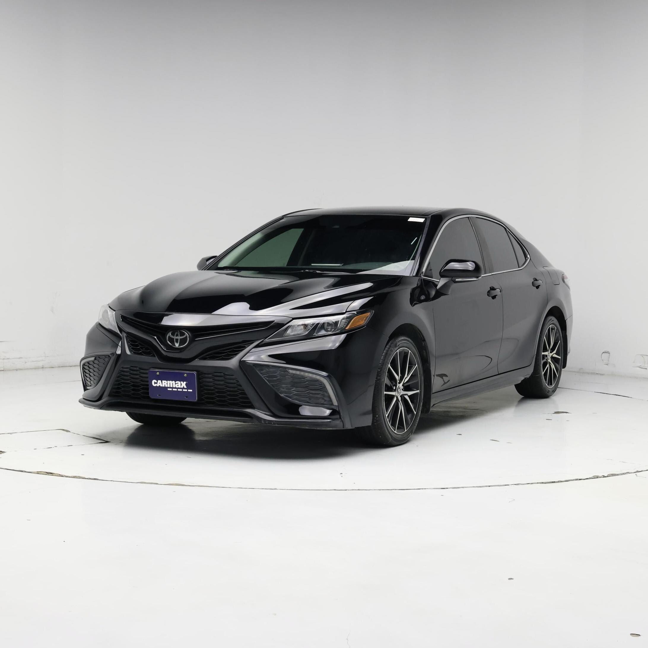 Thumbnail: 2023 Toyota Camry - 4