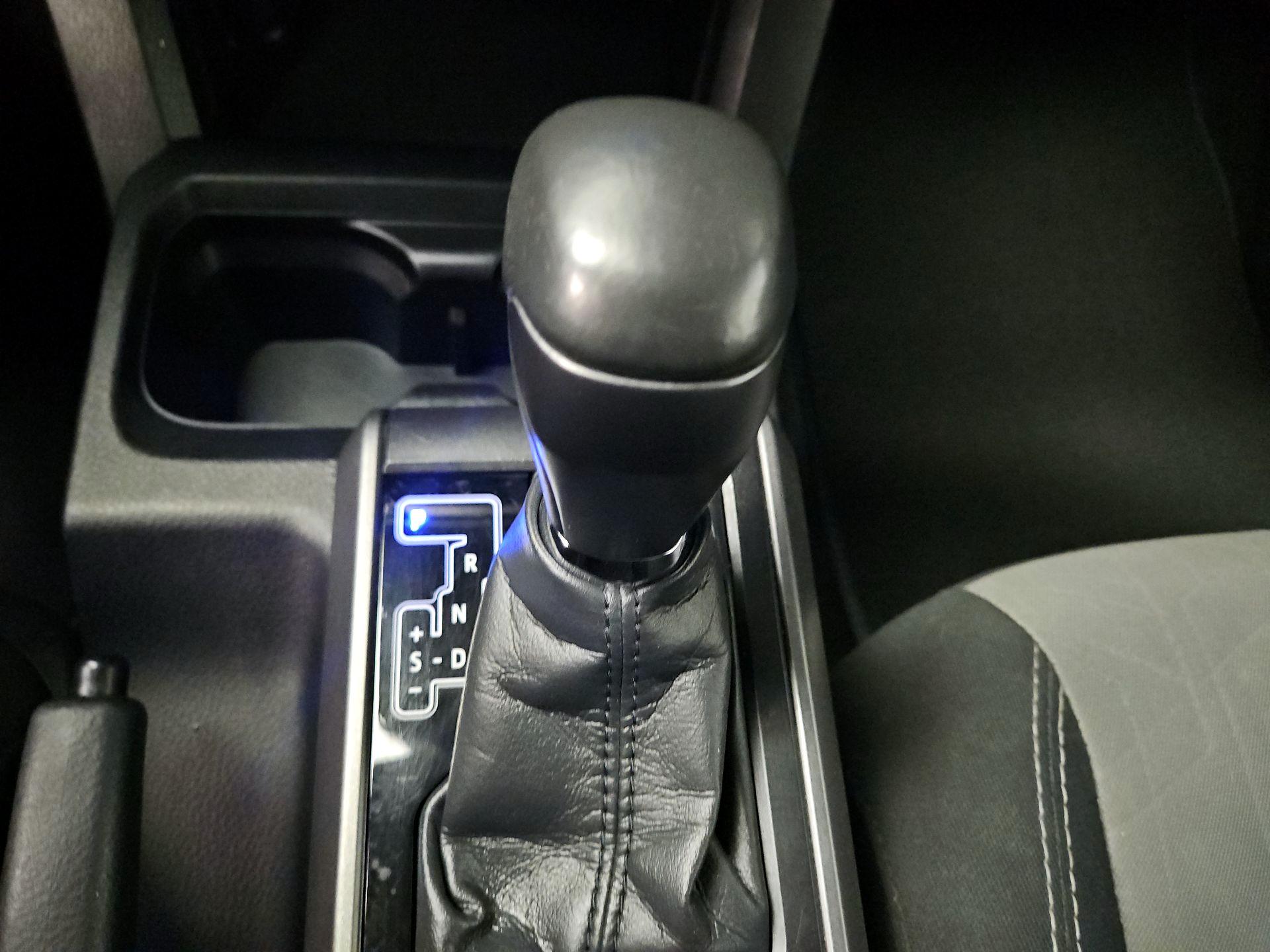 Thumbnail: 2021 Toyota Tacoma - 17