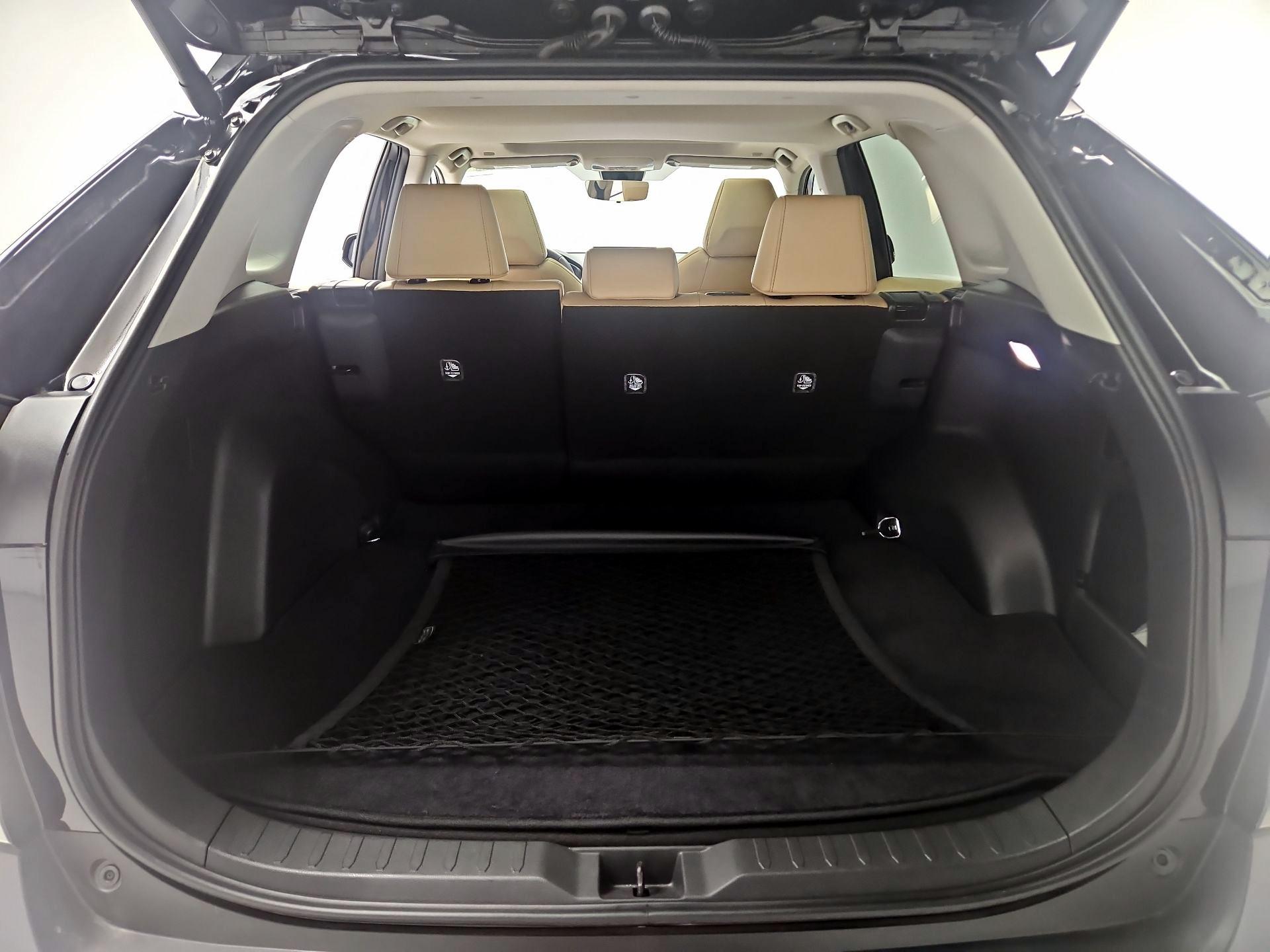 Thumbnail: 2025 Toyota RAV4 - 19