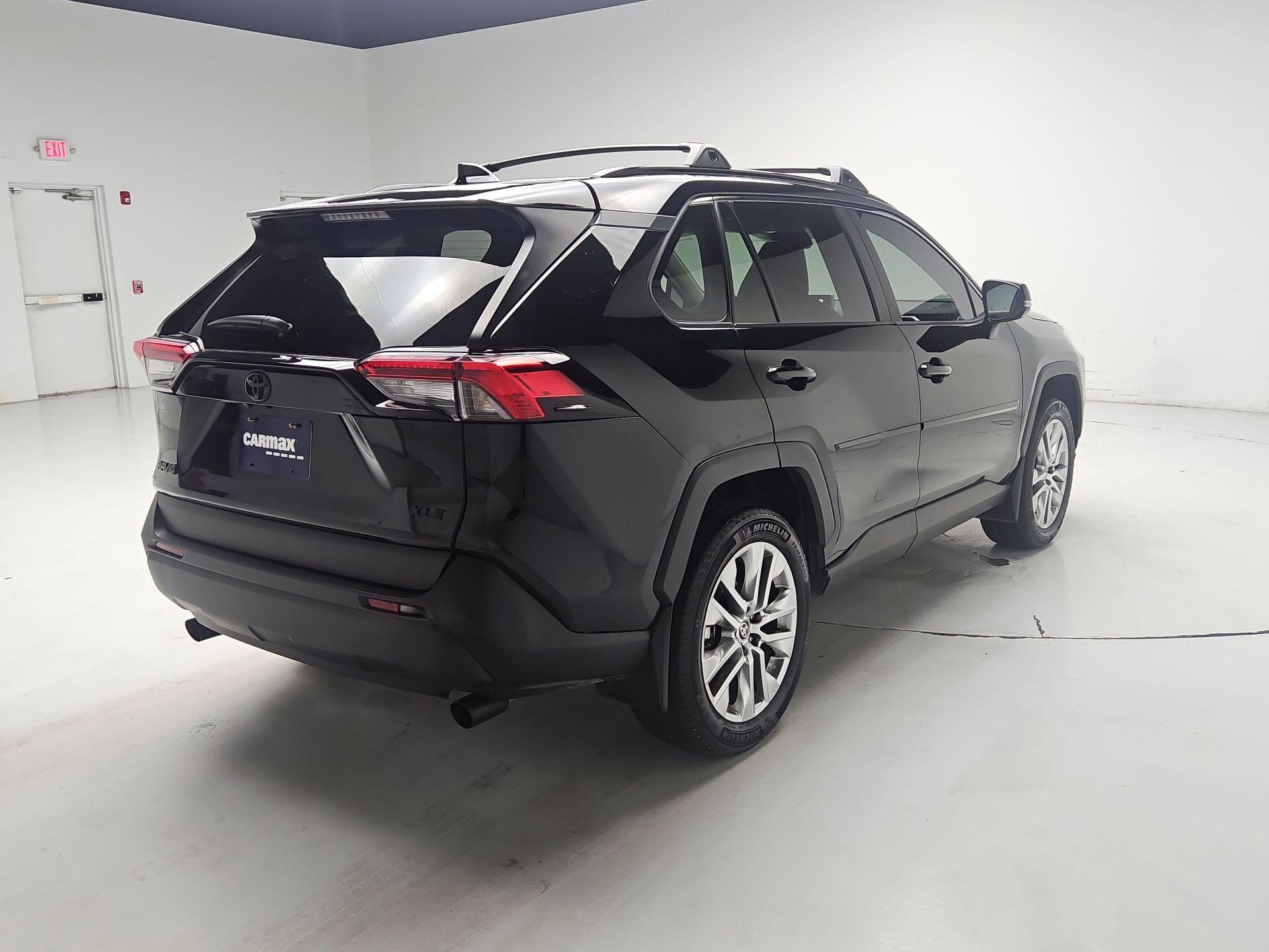 Thumbnail: 2025 Toyota RAV4 - 5