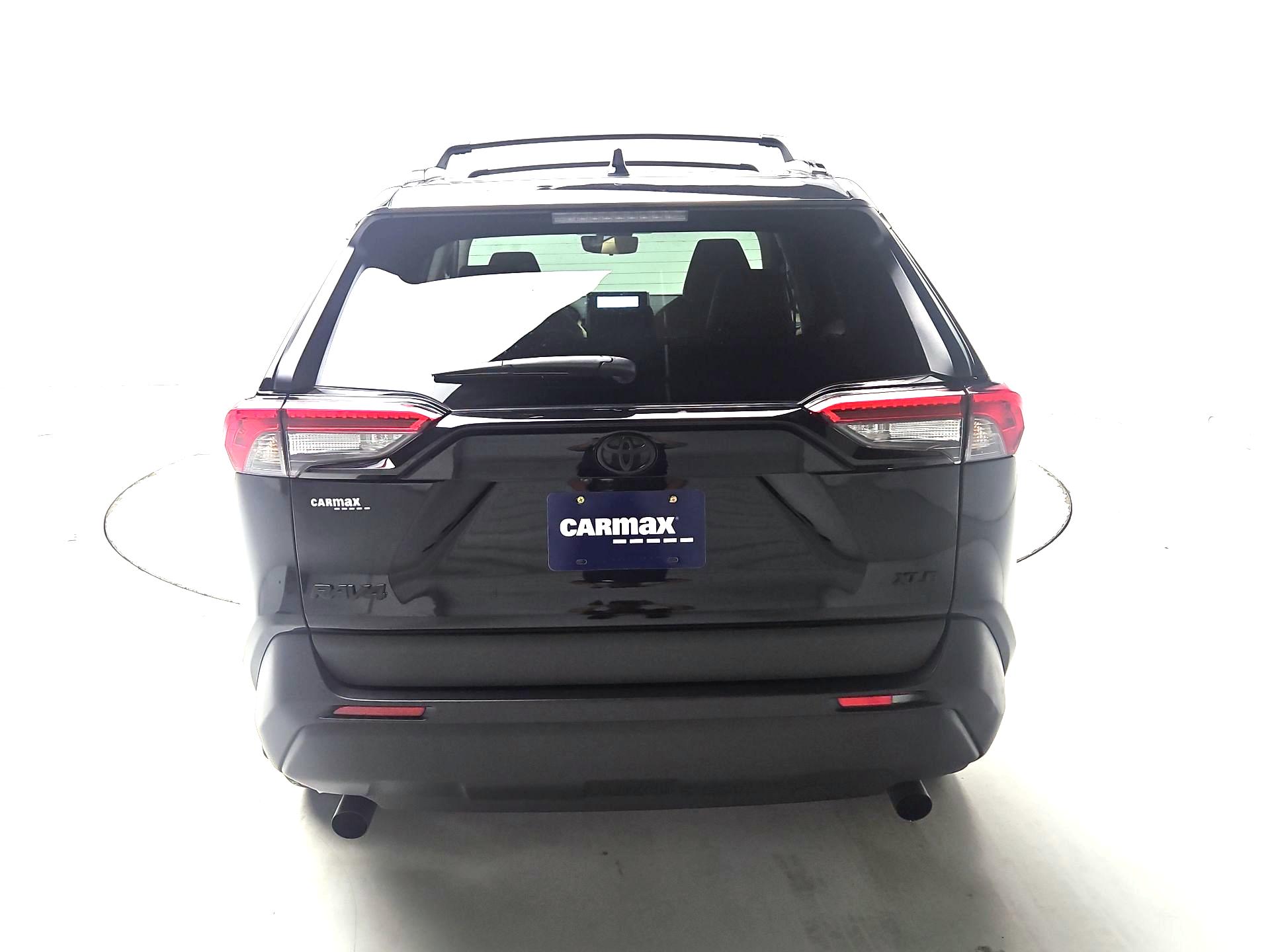 Thumbnail: 2025 Toyota RAV4 - 6