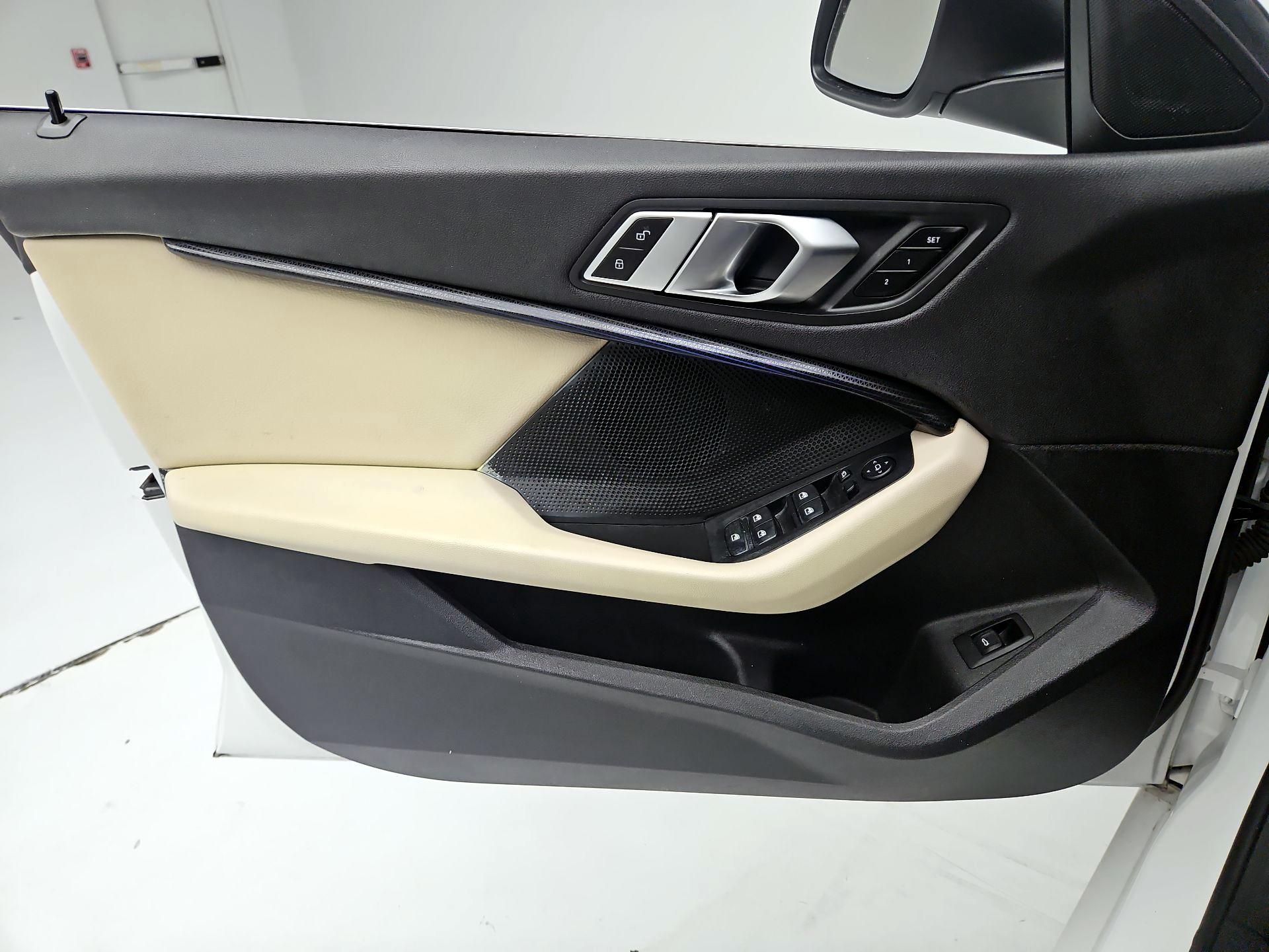 Thumbnail: 2022 BMW 2 Series - 12