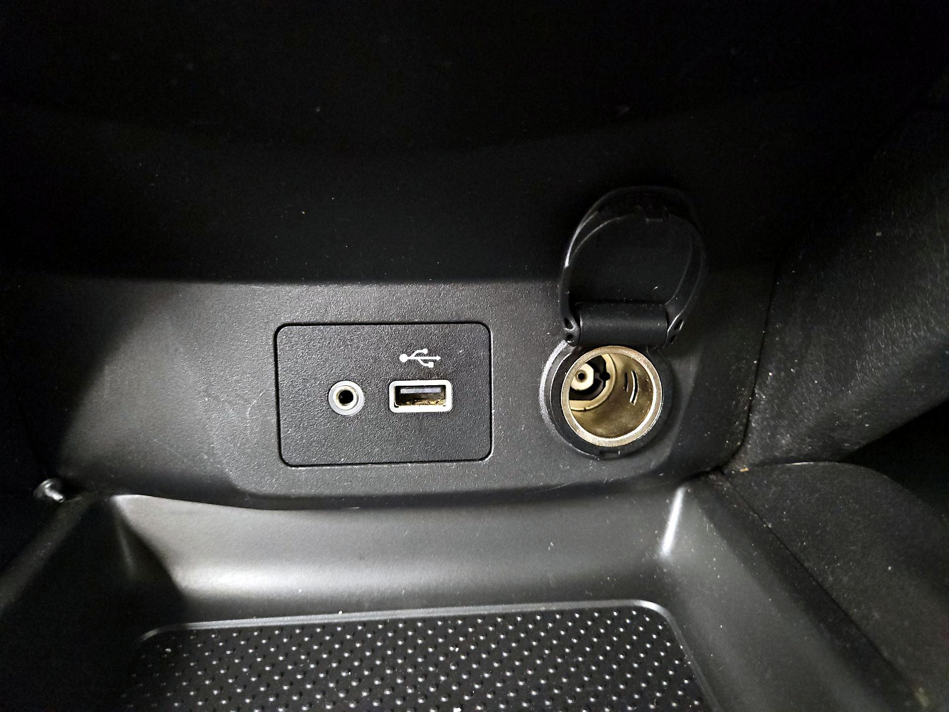 Thumbnail: 2019 Nissan Rogue - 18