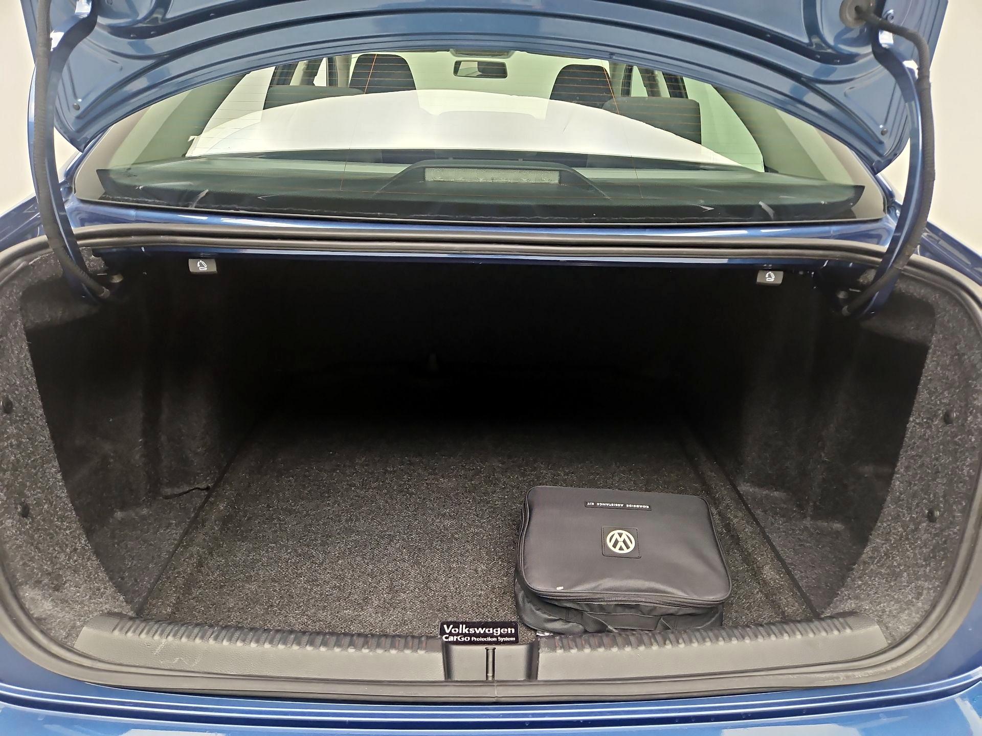 Thumbnail: 2016 Volkswagen Jetta - 20