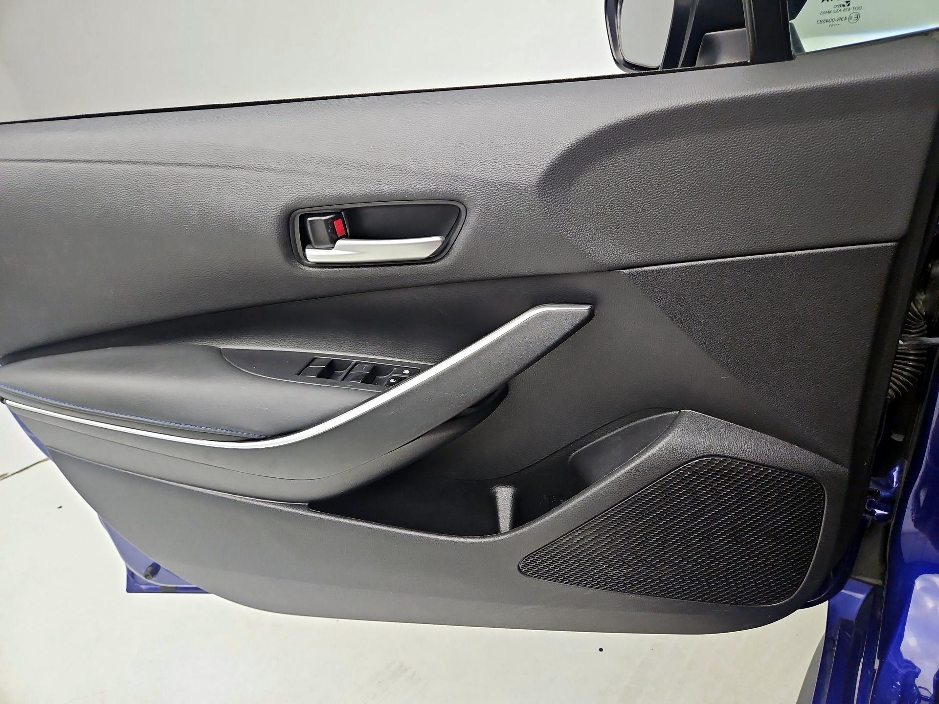 Thumbnail: 2021 Toyota Corolla - 12