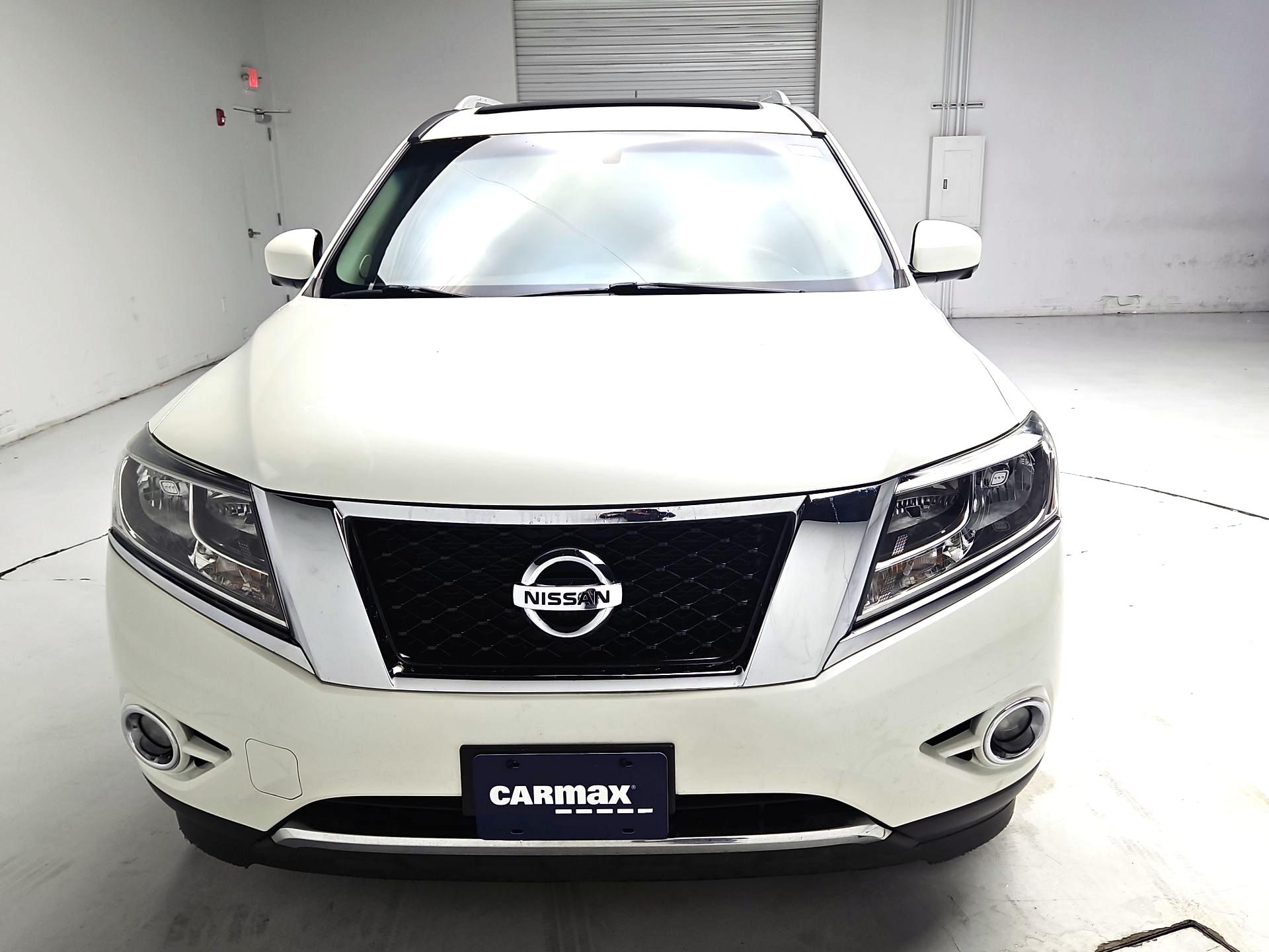 Thumbnail: 2015 Nissan Pathfinder - 2
