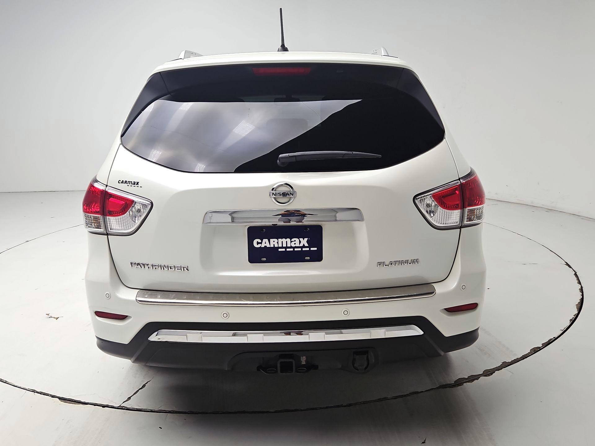 Thumbnail: 2015 Nissan Pathfinder - 6
