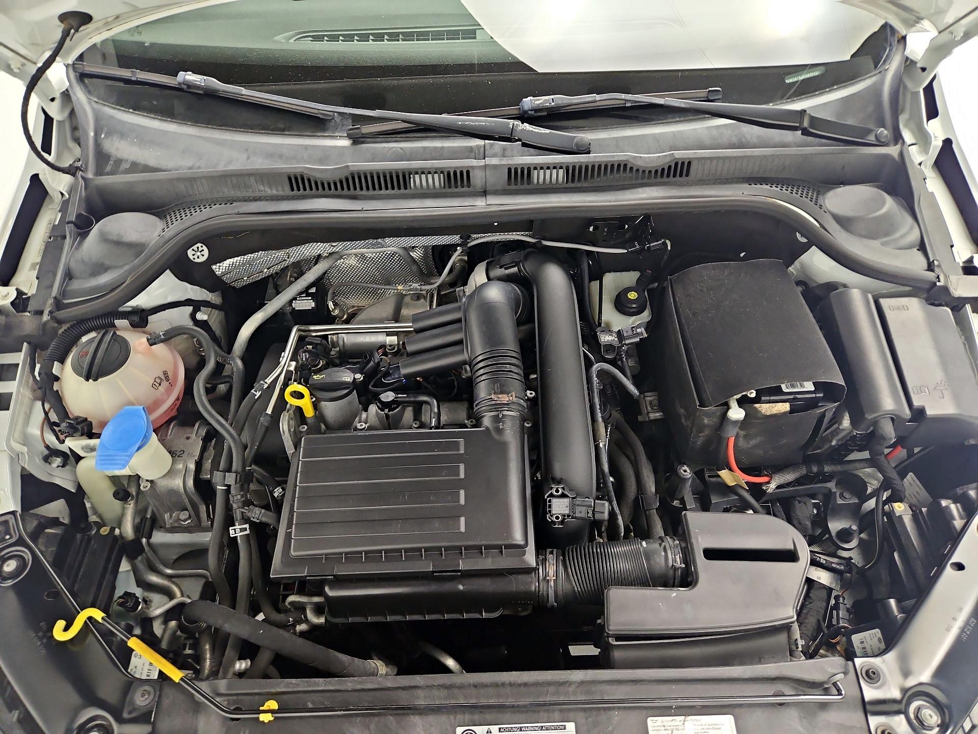 Thumbnail: 2016 Volkswagen Jetta - 20
