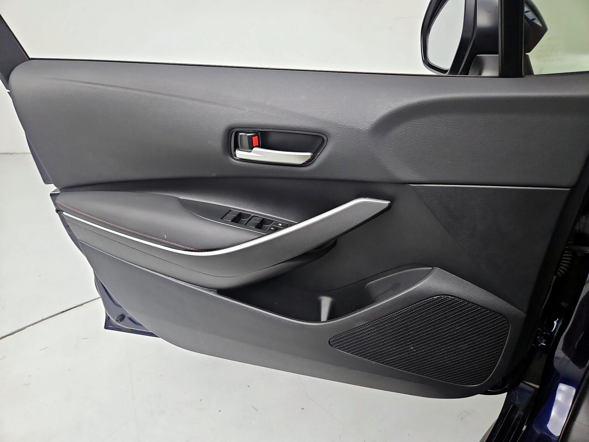 Thumbnail: 2023 Toyota Corolla - 12