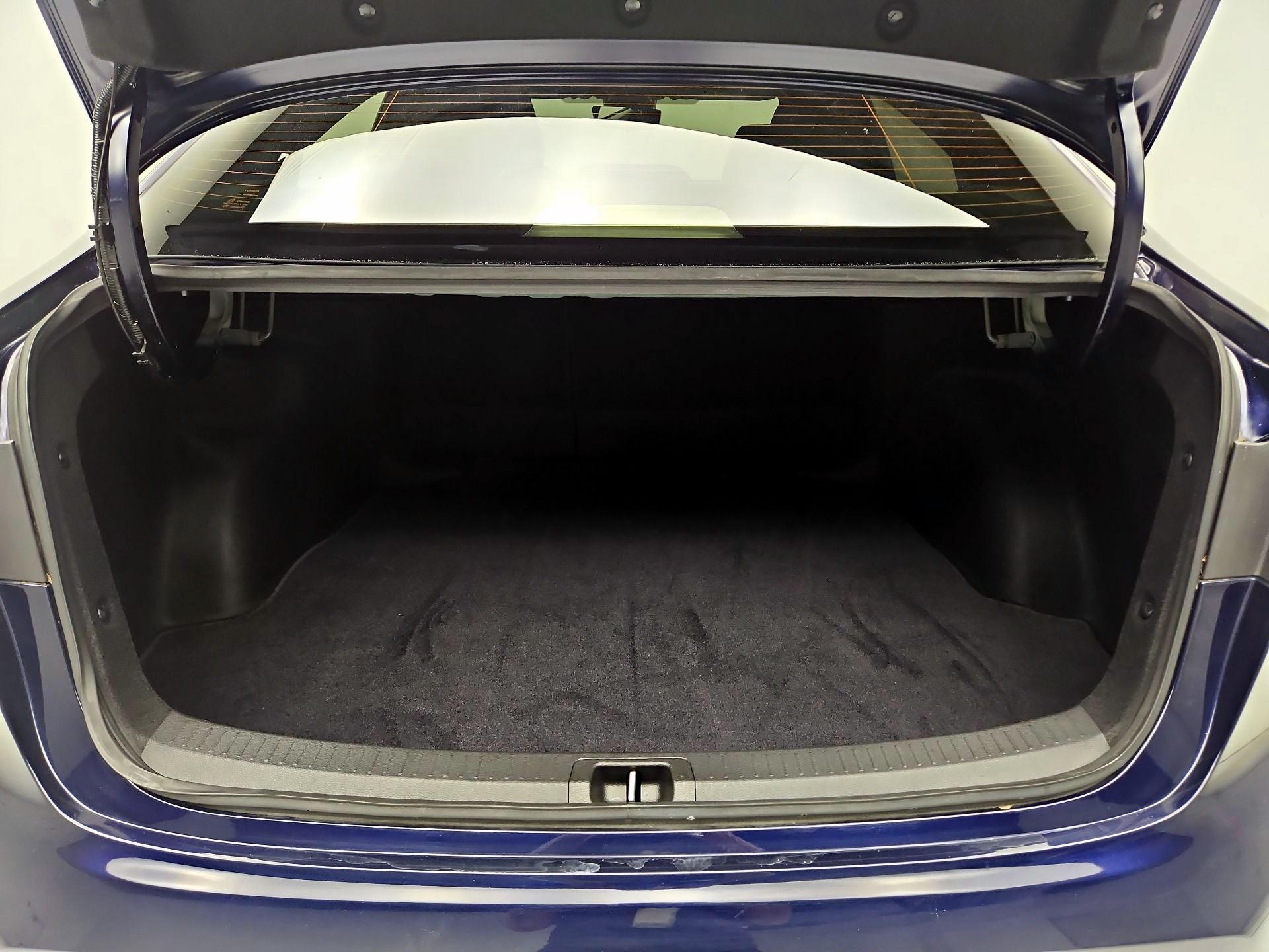 Thumbnail: 2023 Toyota Corolla - 19