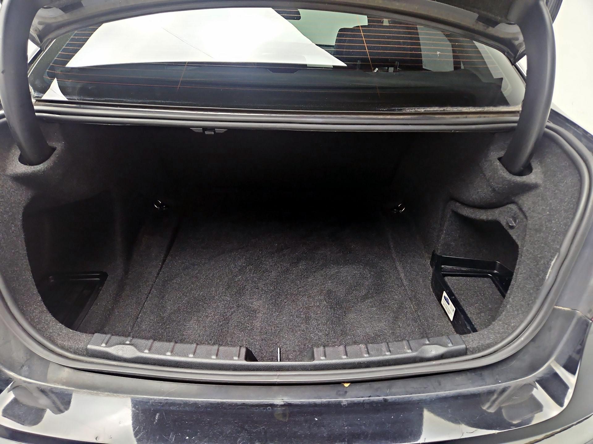 Thumbnail: 2016 BMW 3 Series - 17