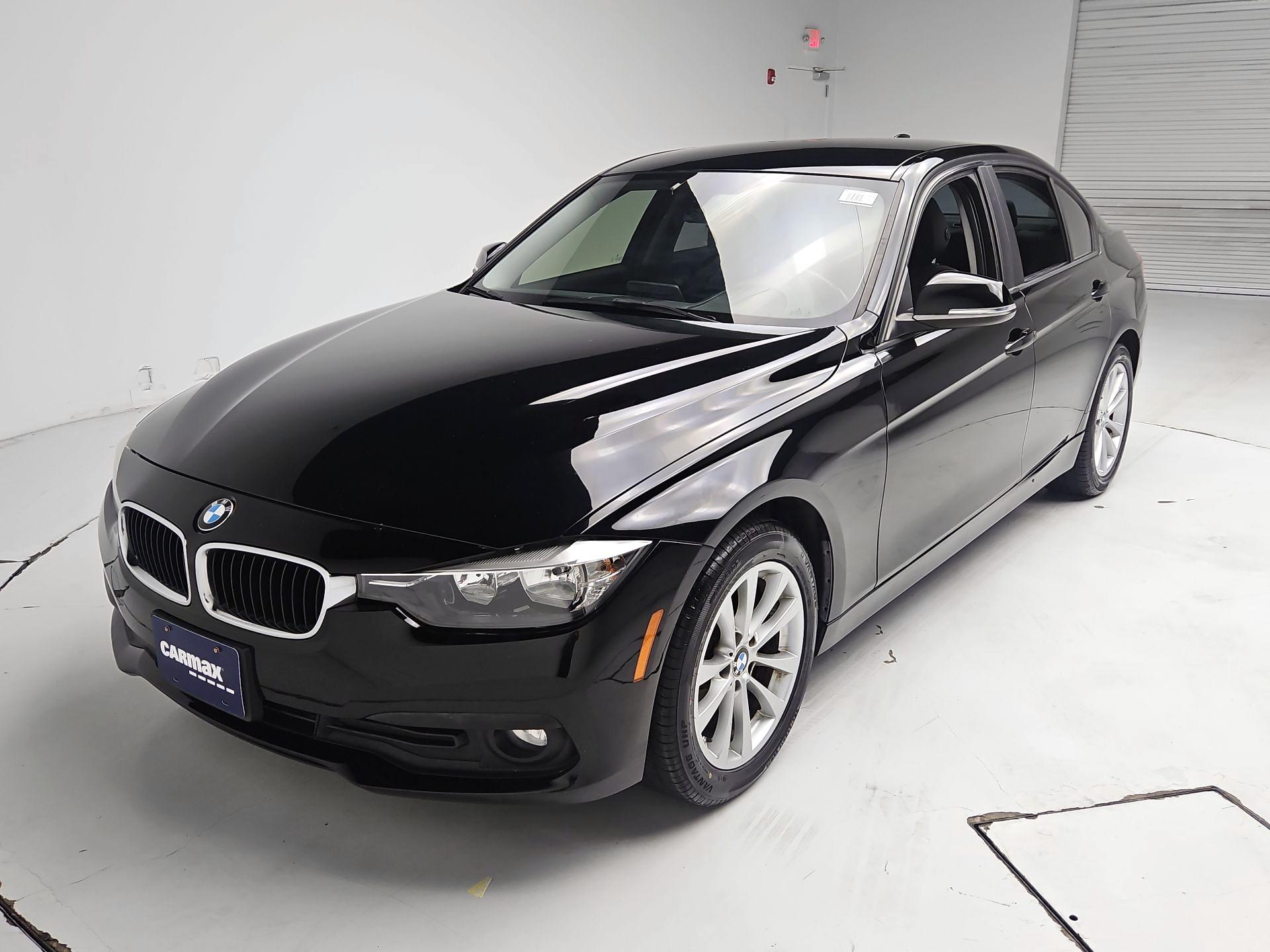 Thumbnail: 2016 BMW 3 Series - 3