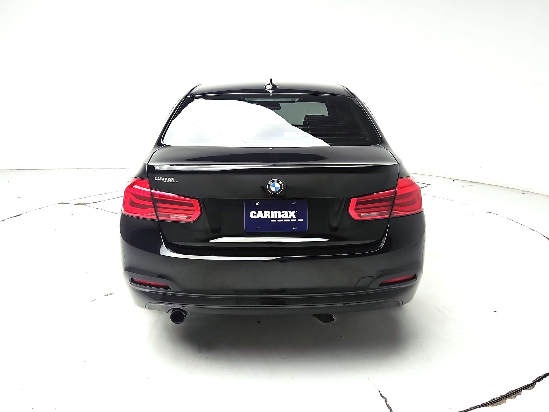 Thumbnail: 2016 BMW 3 Series - 6