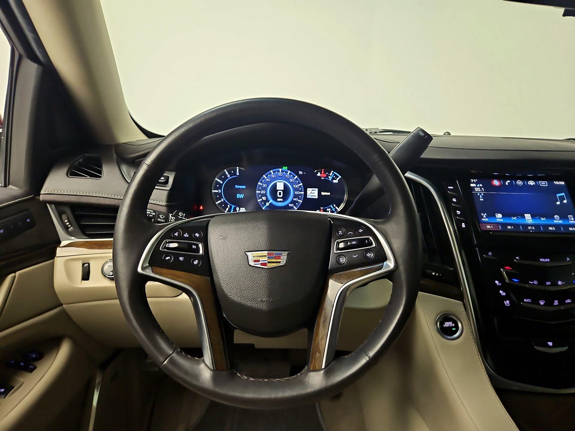 Thumbnail: 2019 Cadillac Escalade - 10