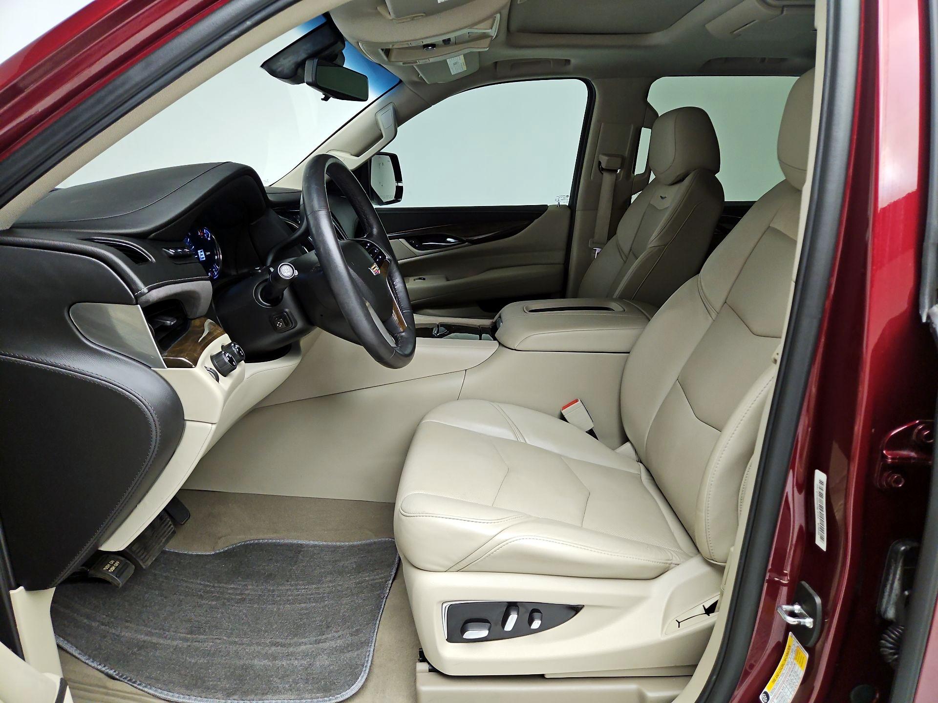 Thumbnail: 2019 Cadillac Escalade - 11