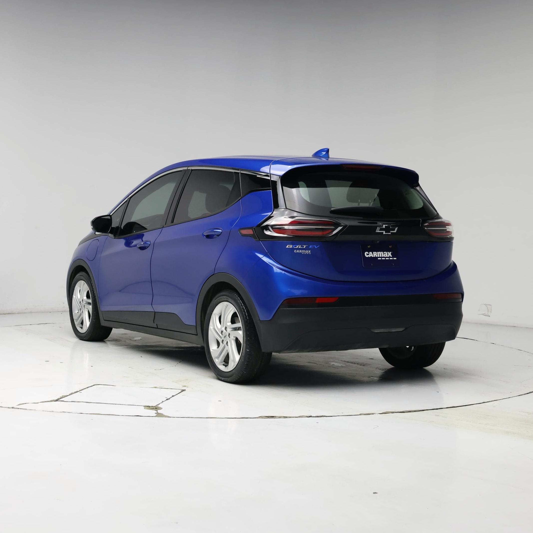 Thumbnail: 2023 Chevrolet Bolt EV - 2