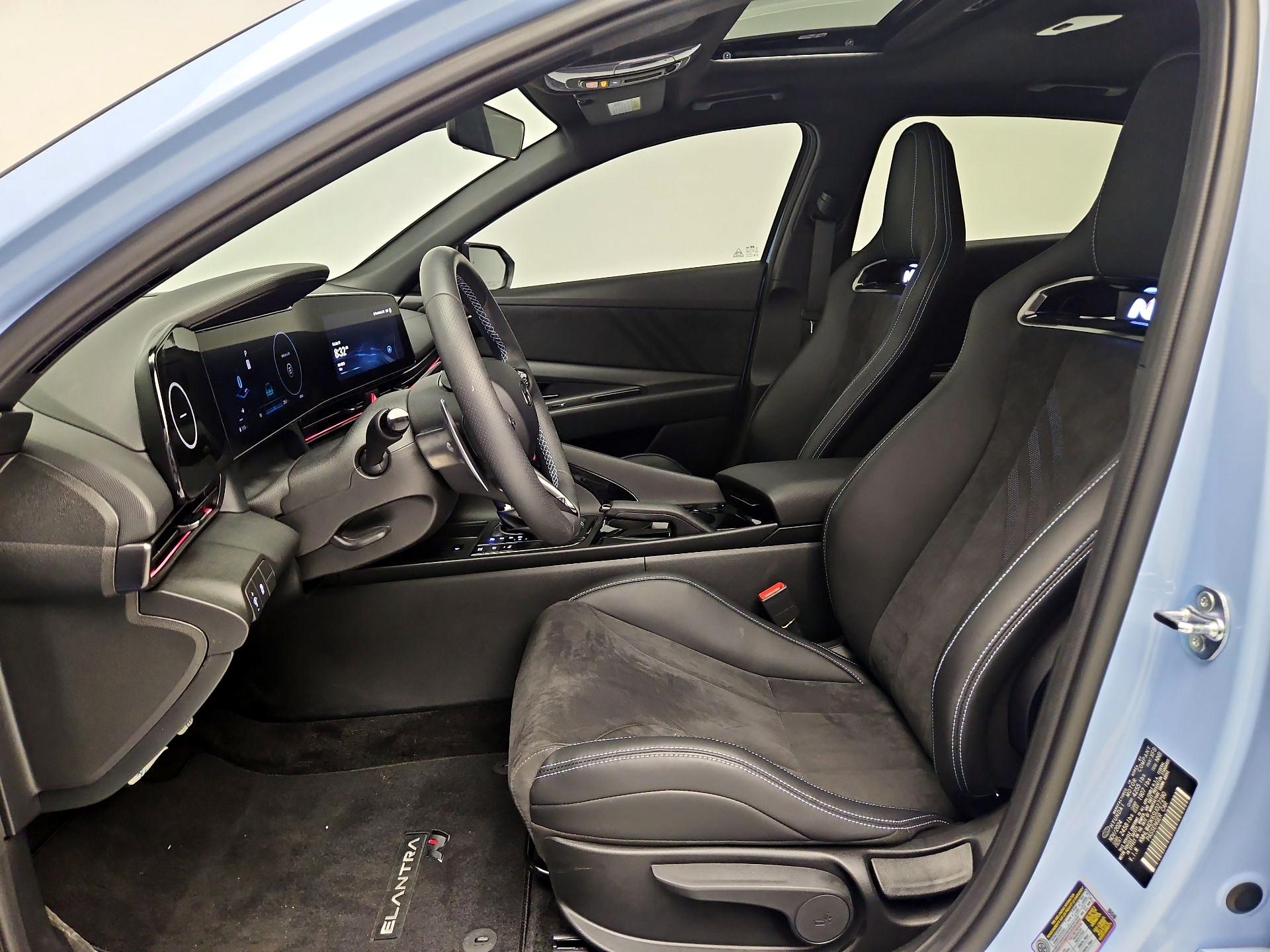 Thumbnail: 2025 Hyundai Elantra - 11