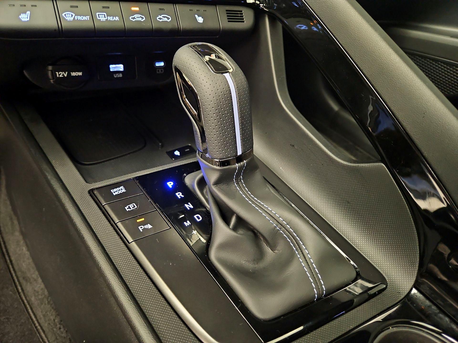 Thumbnail: 2025 Hyundai Elantra - 18