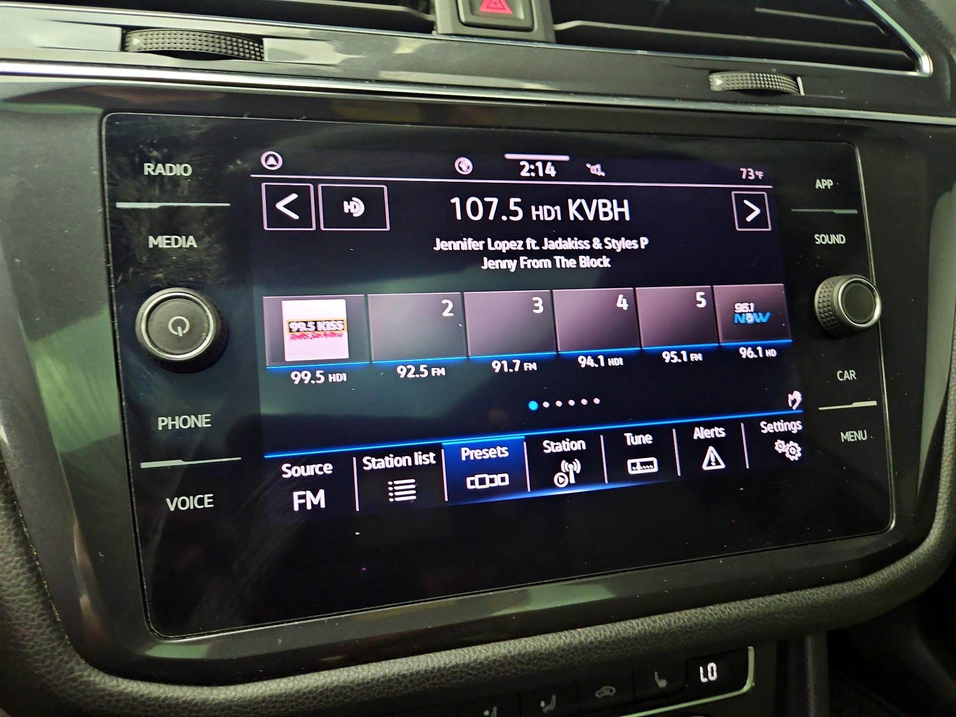 Thumbnail: 2021 Volkswagen Tiguan - 15