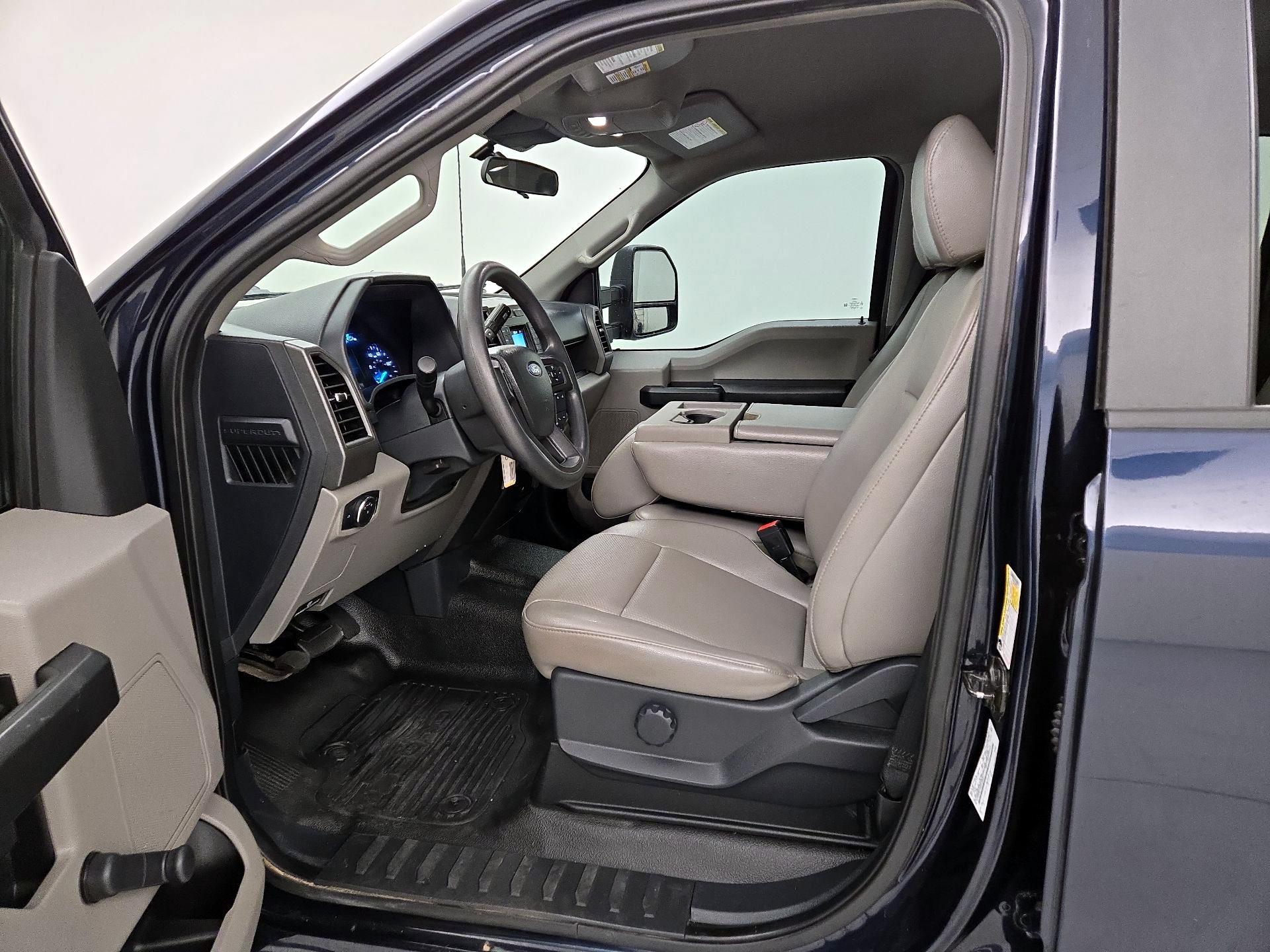 Thumbnail: 2022 Ford F-350 - 9