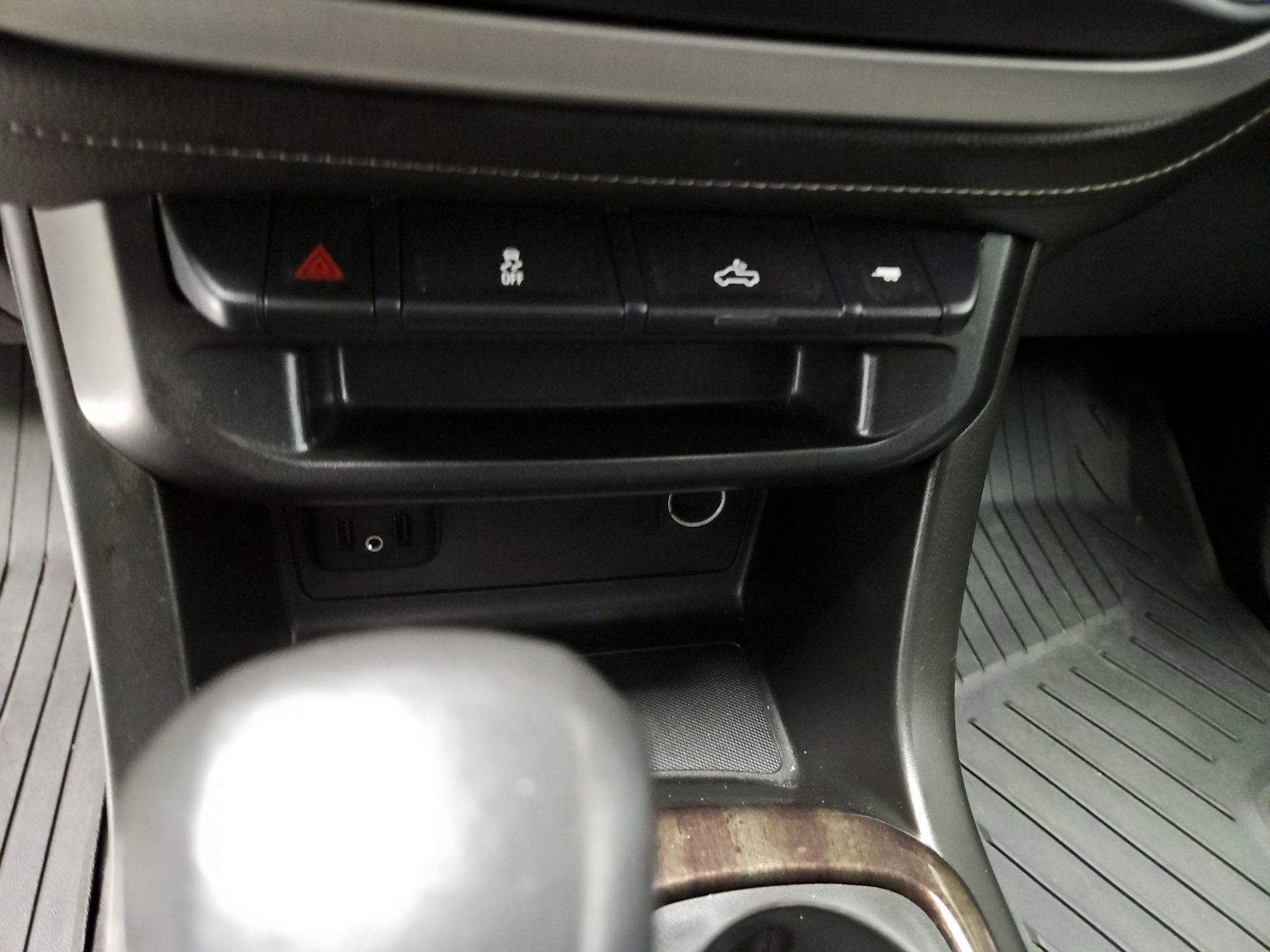 Thumbnail: 2022 GMC Canyon - 18