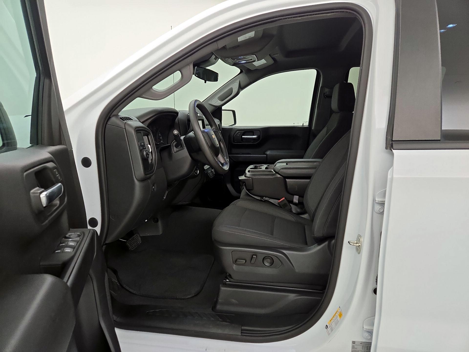 Thumbnail: 2023 Chevrolet Silverado 1500 - 11