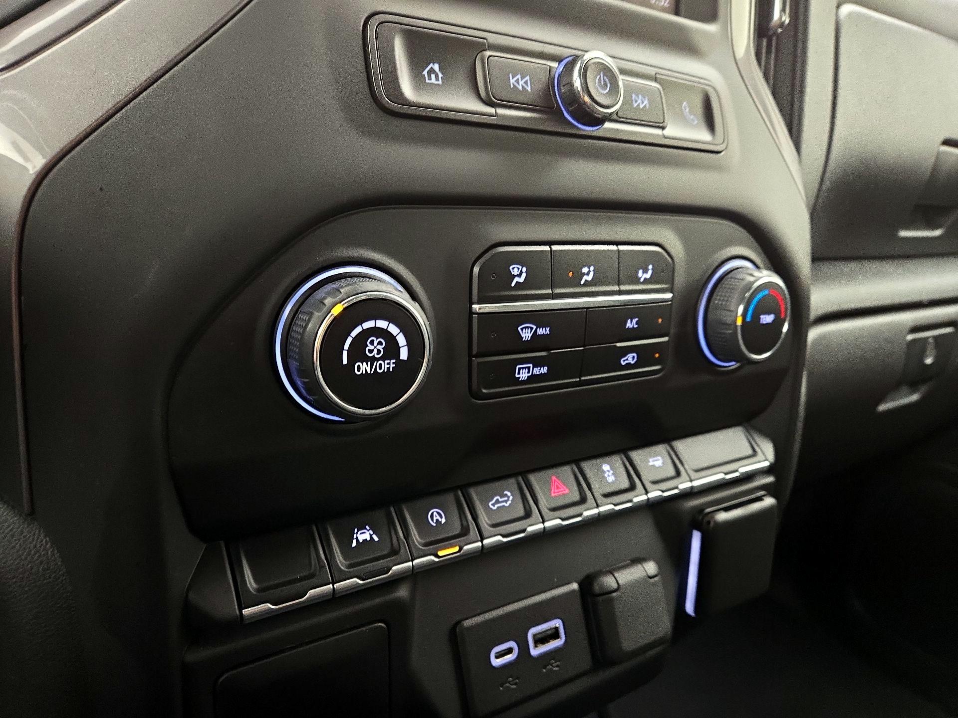 Thumbnail: 2023 Chevrolet Silverado 1500 - 16