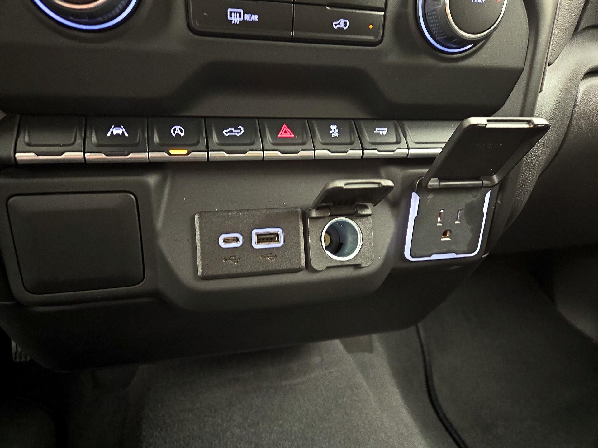 Thumbnail: 2023 Chevrolet Silverado 1500 - 18