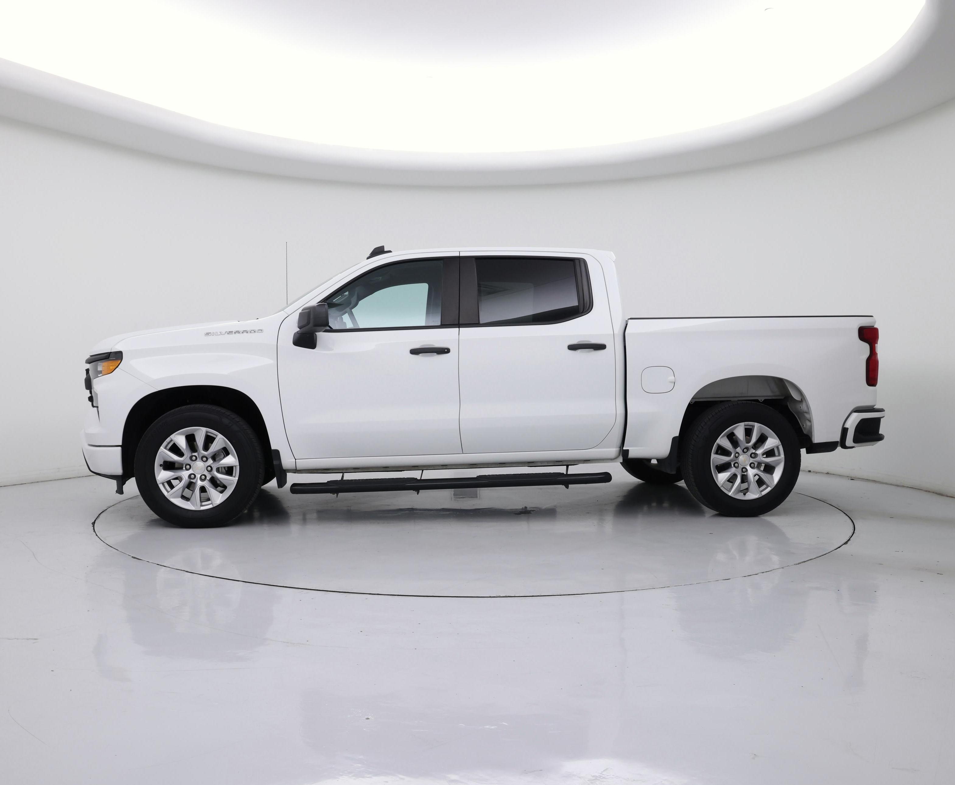 Thumbnail: 2023 Chevrolet Silverado 1500 - 3