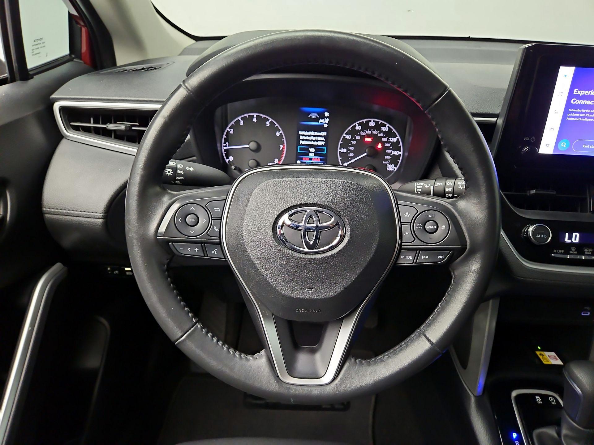 Thumbnail: 2023 Toyota Corolla Cross - 10