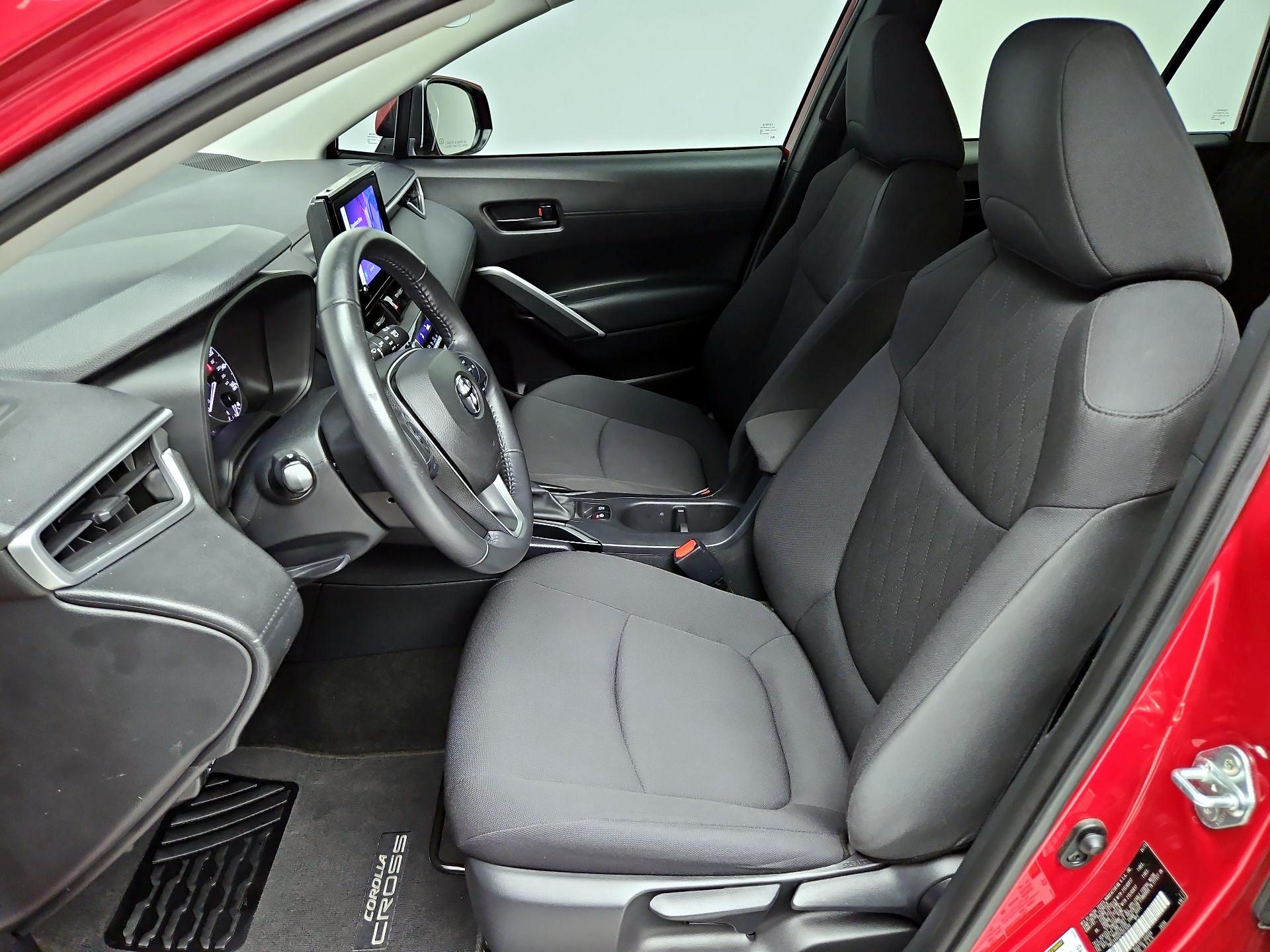 Thumbnail: 2023 Toyota Corolla Cross - 11