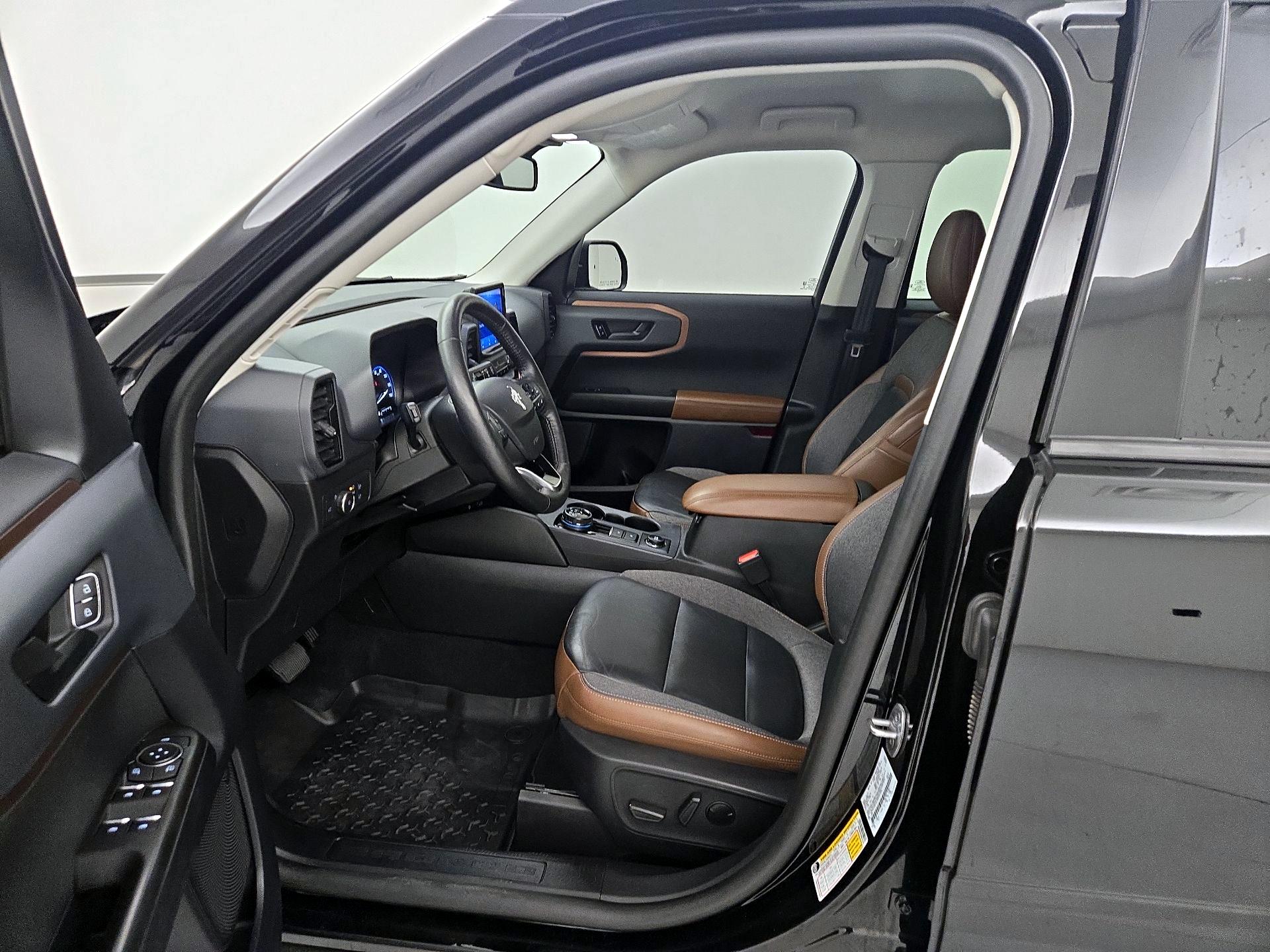 Thumbnail: 2022 Ford Bronco Sport - 9