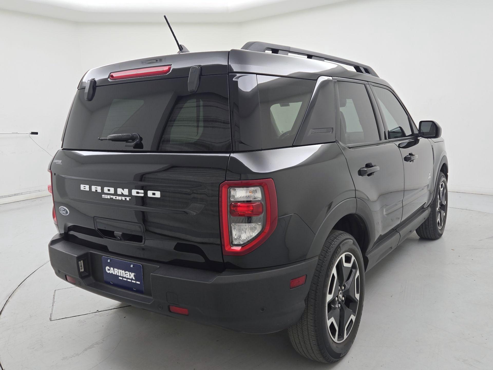 Thumbnail: 2022 Ford Bronco Sport - 5