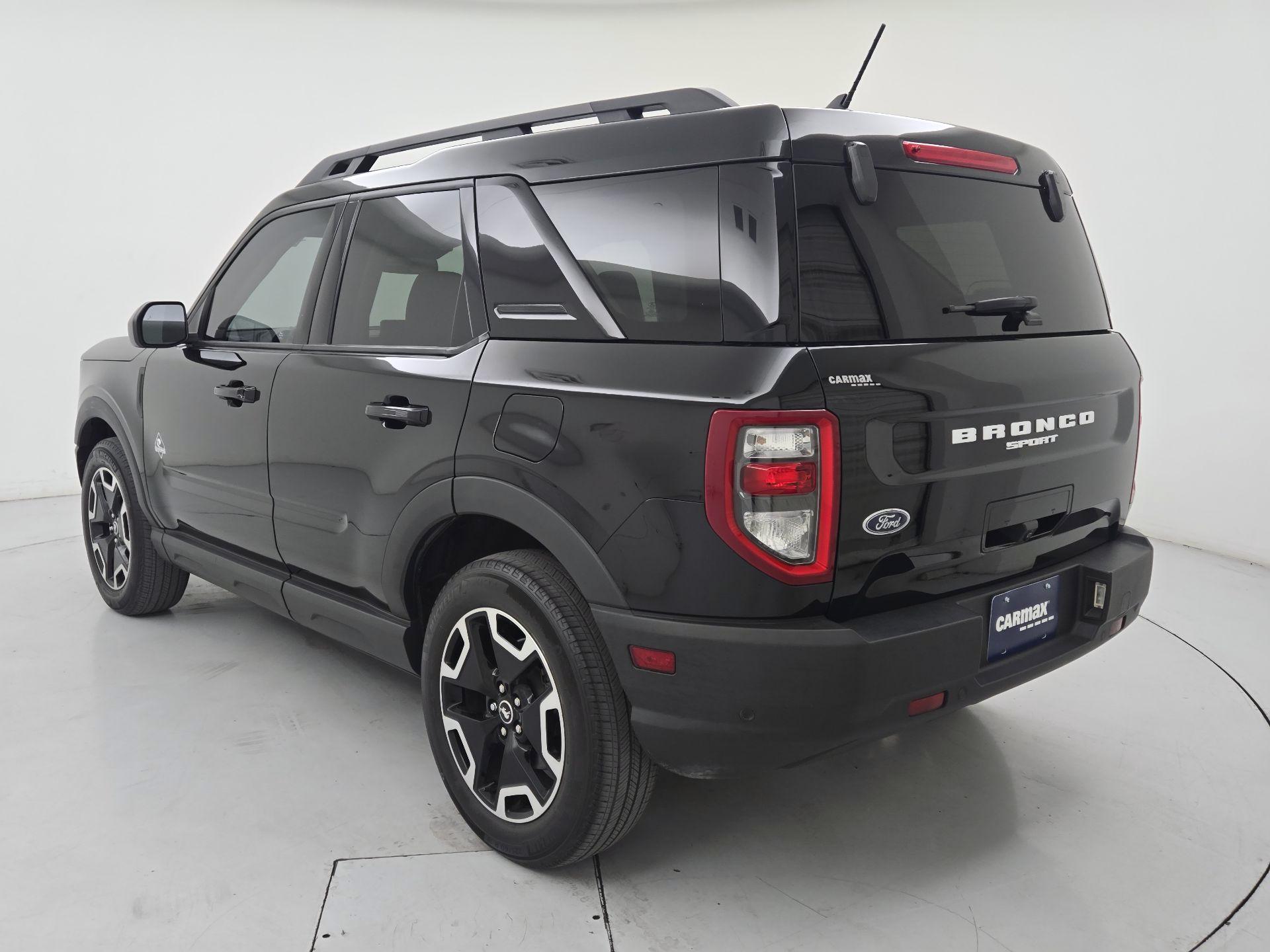 Thumbnail: 2022 Ford Bronco Sport - 7