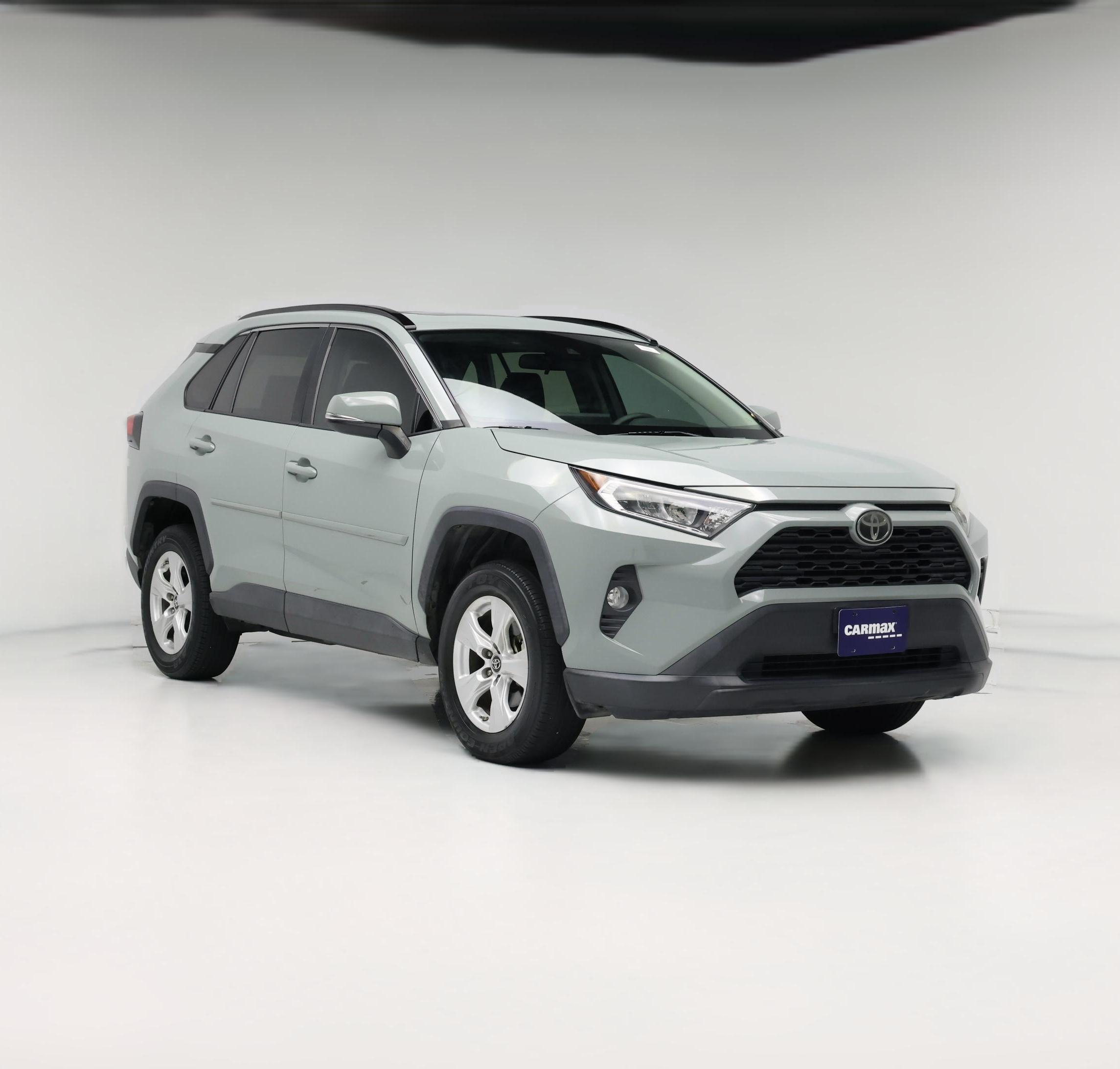 Thumbnail: 2019 Toyota RAV4 - 1
