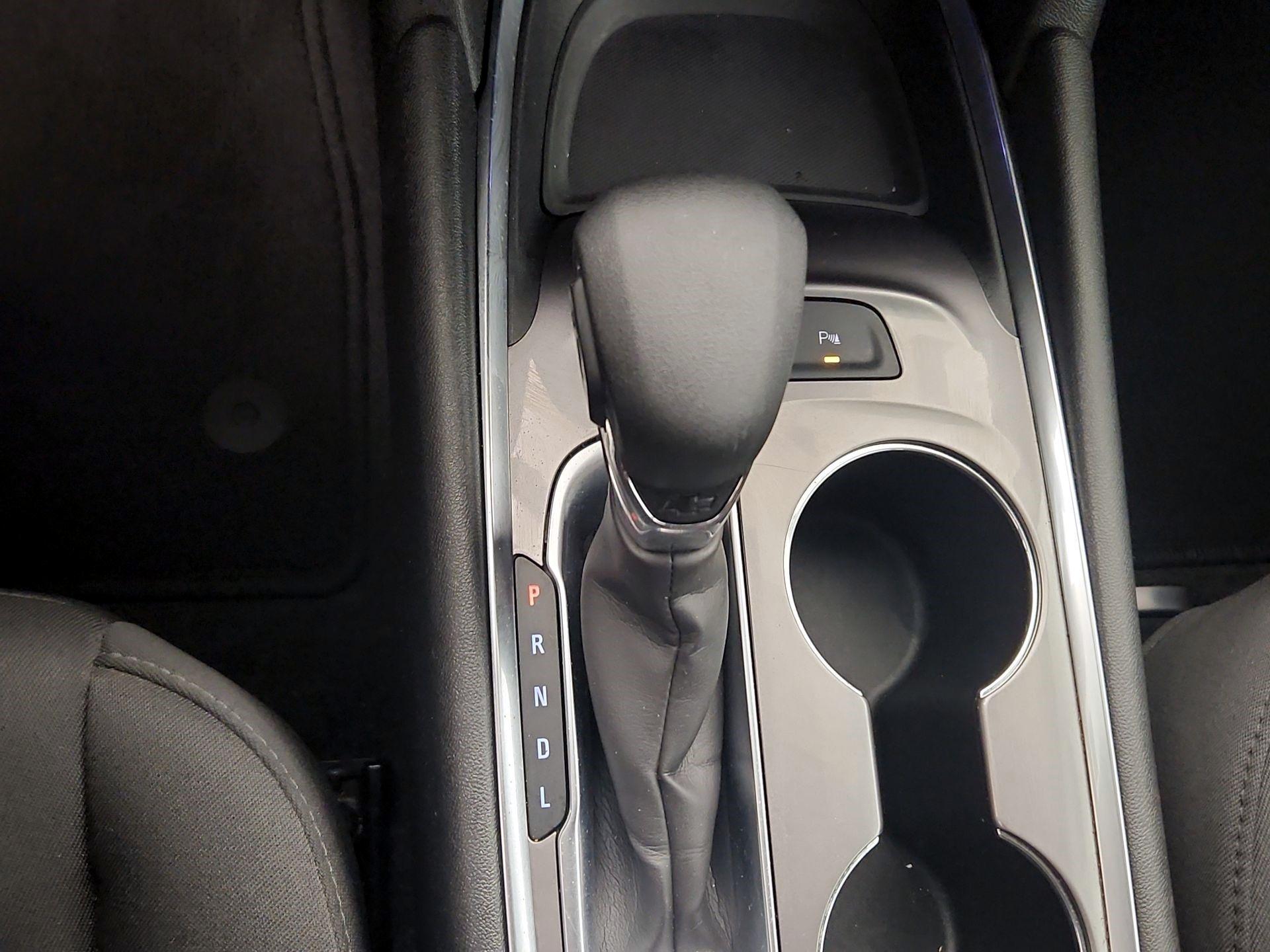 Thumbnail: 2021 Chevrolet Malibu - 17