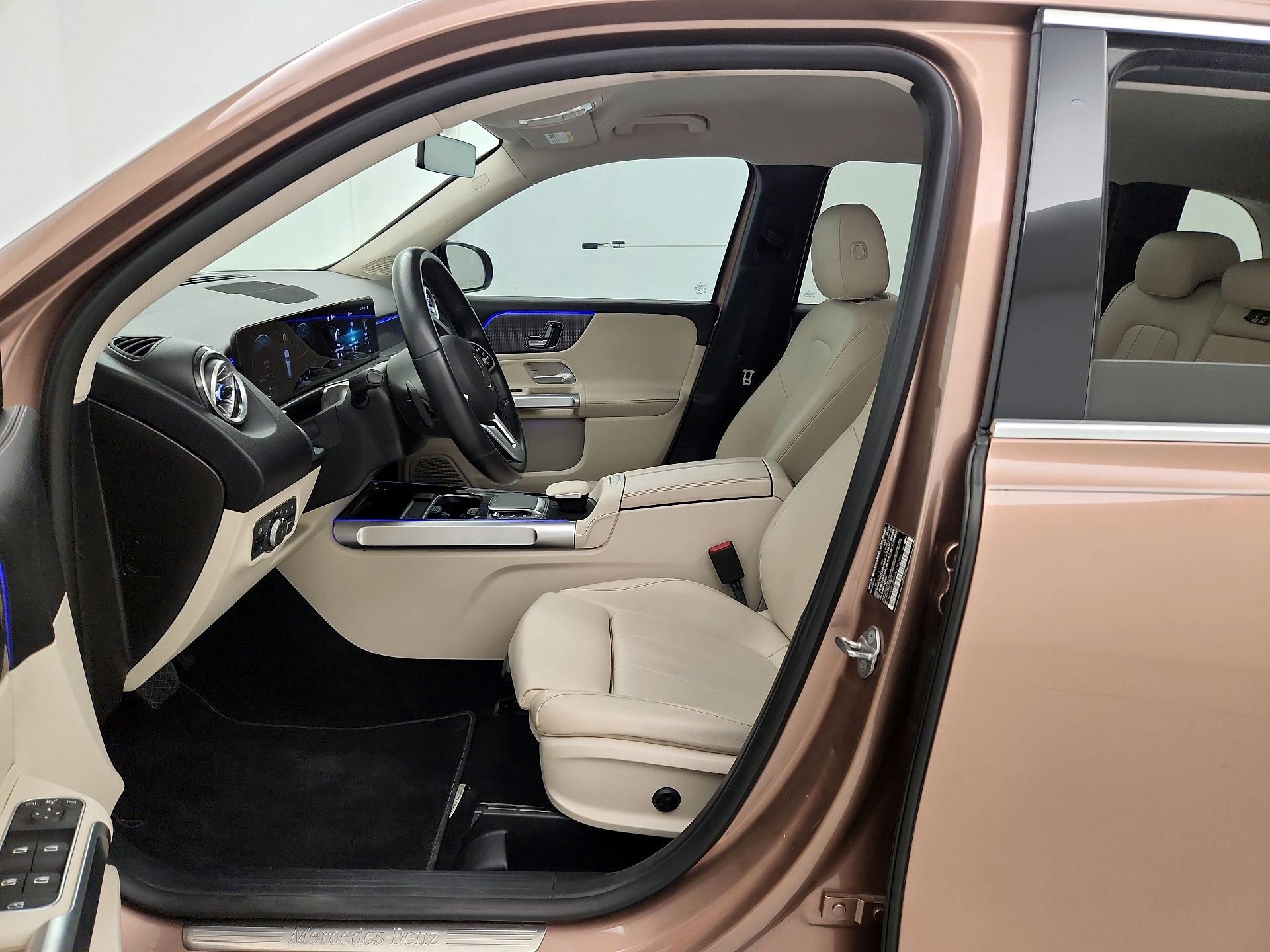 Thumbnail: 2022 Mercedes-Benz GLB - 11