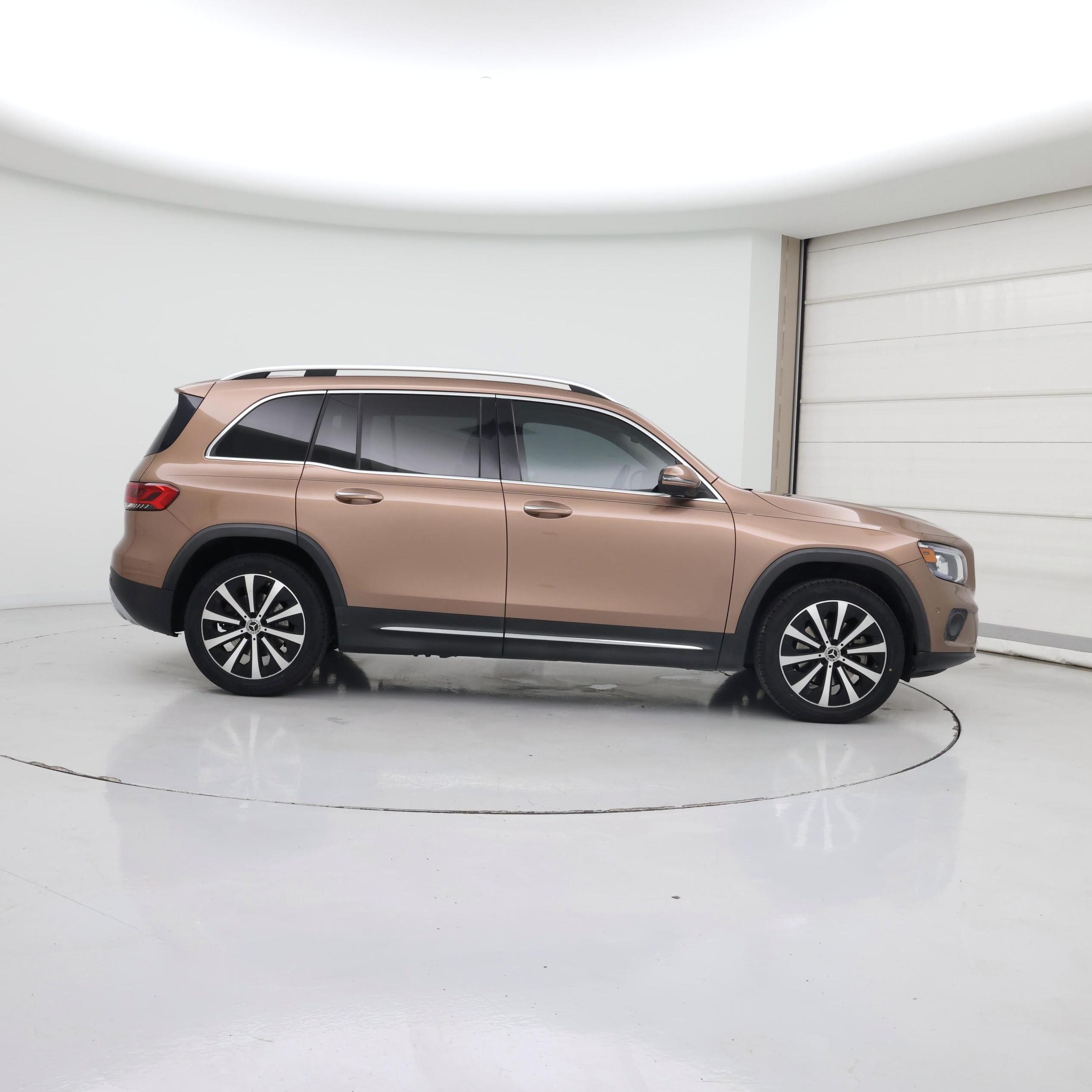 Thumbnail: 2022 Mercedes-Benz GLB - 7