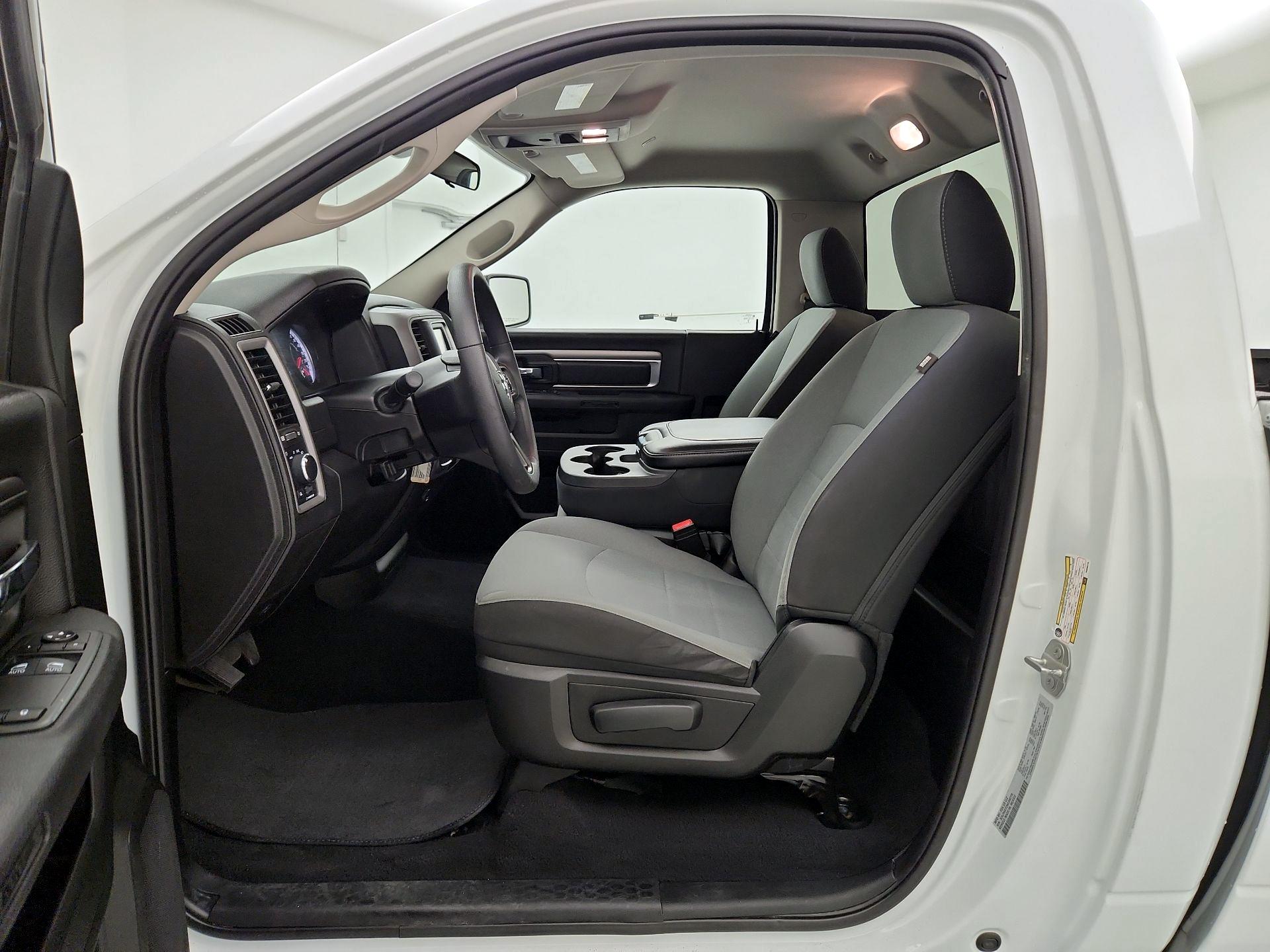 Thumbnail: 2022 RAM 1500 Classic - 11