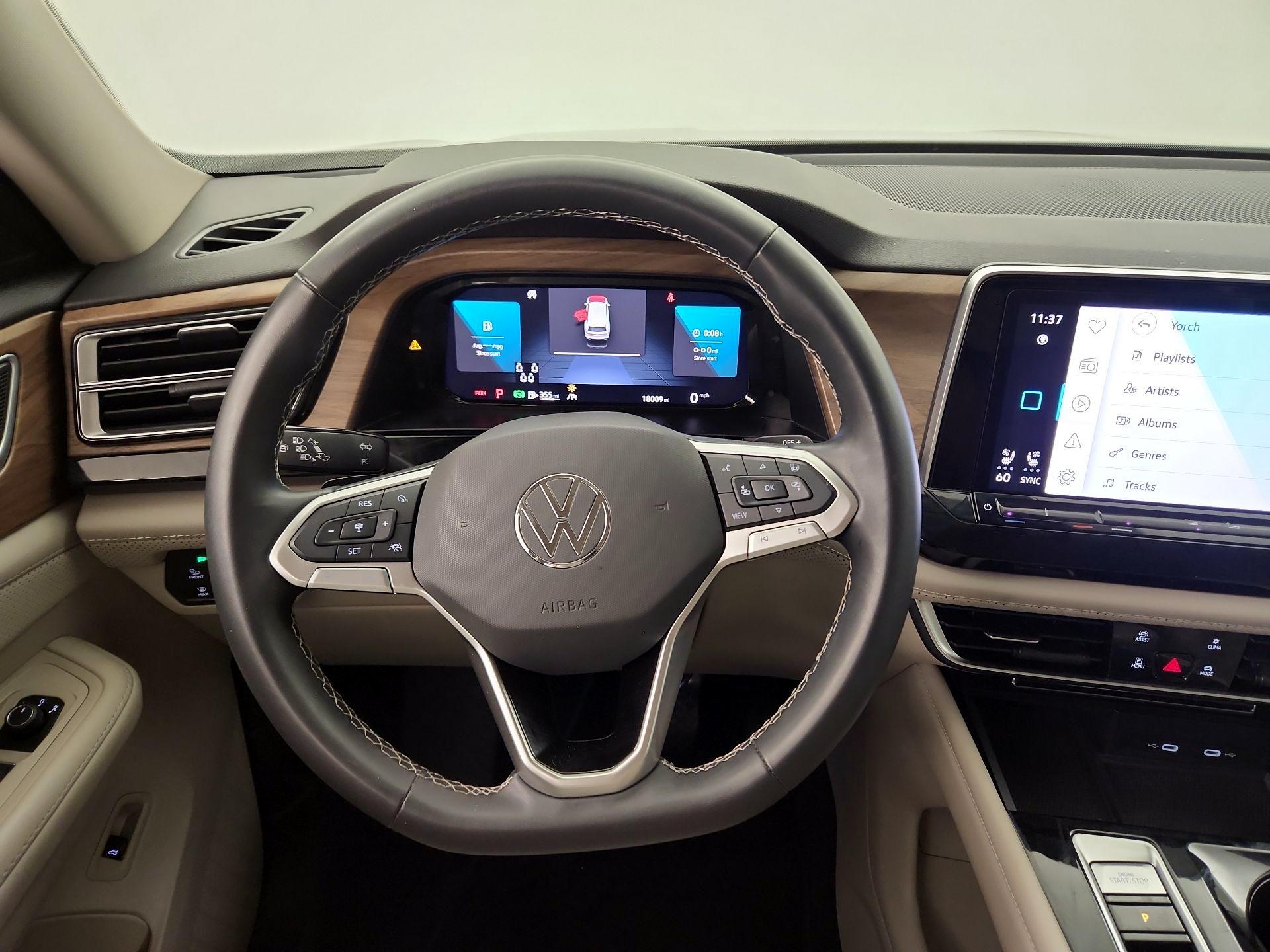 Thumbnail: 2024 Volkswagen Atlas - 10