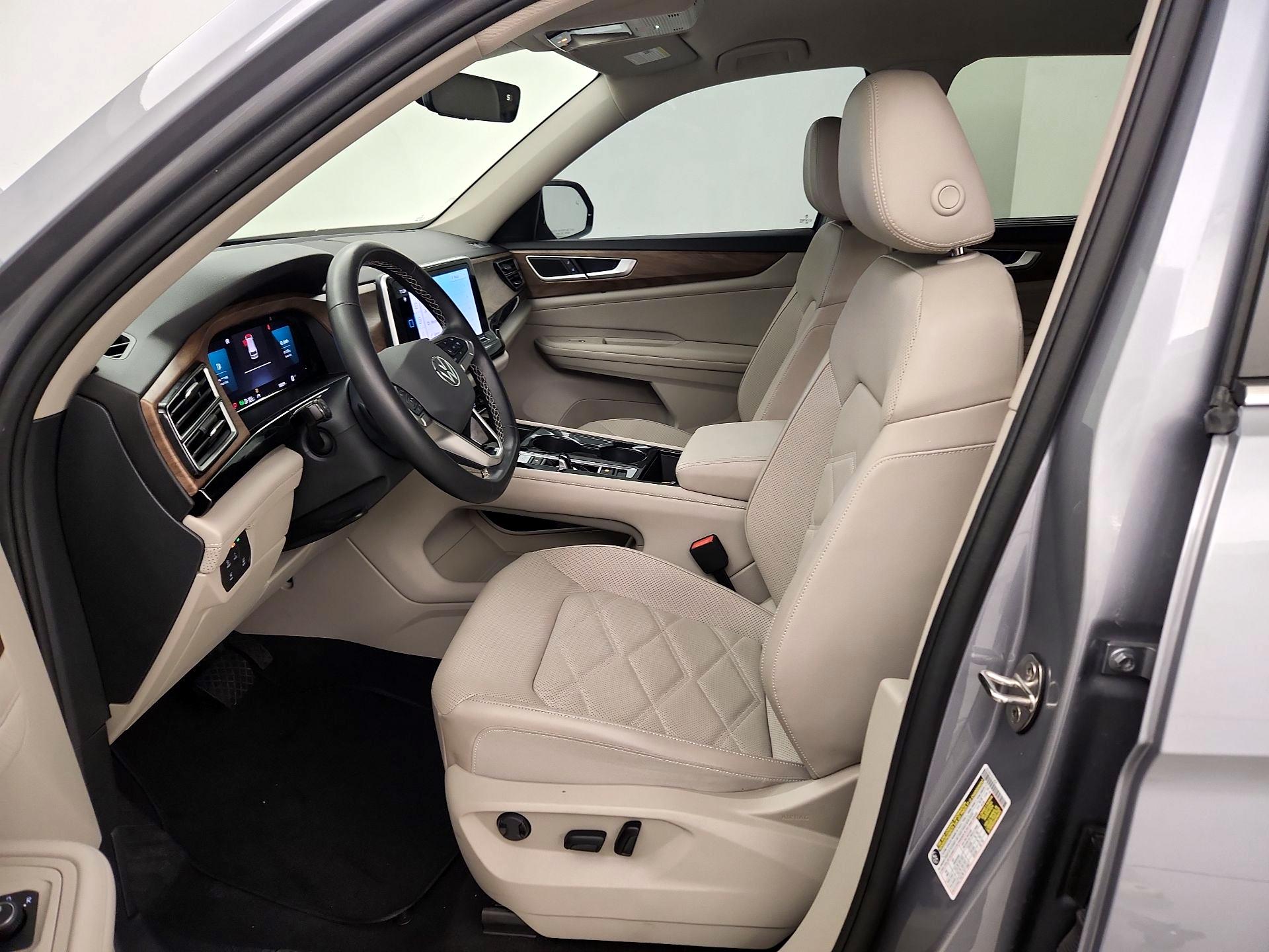 Thumbnail: 2024 Volkswagen Atlas - 11