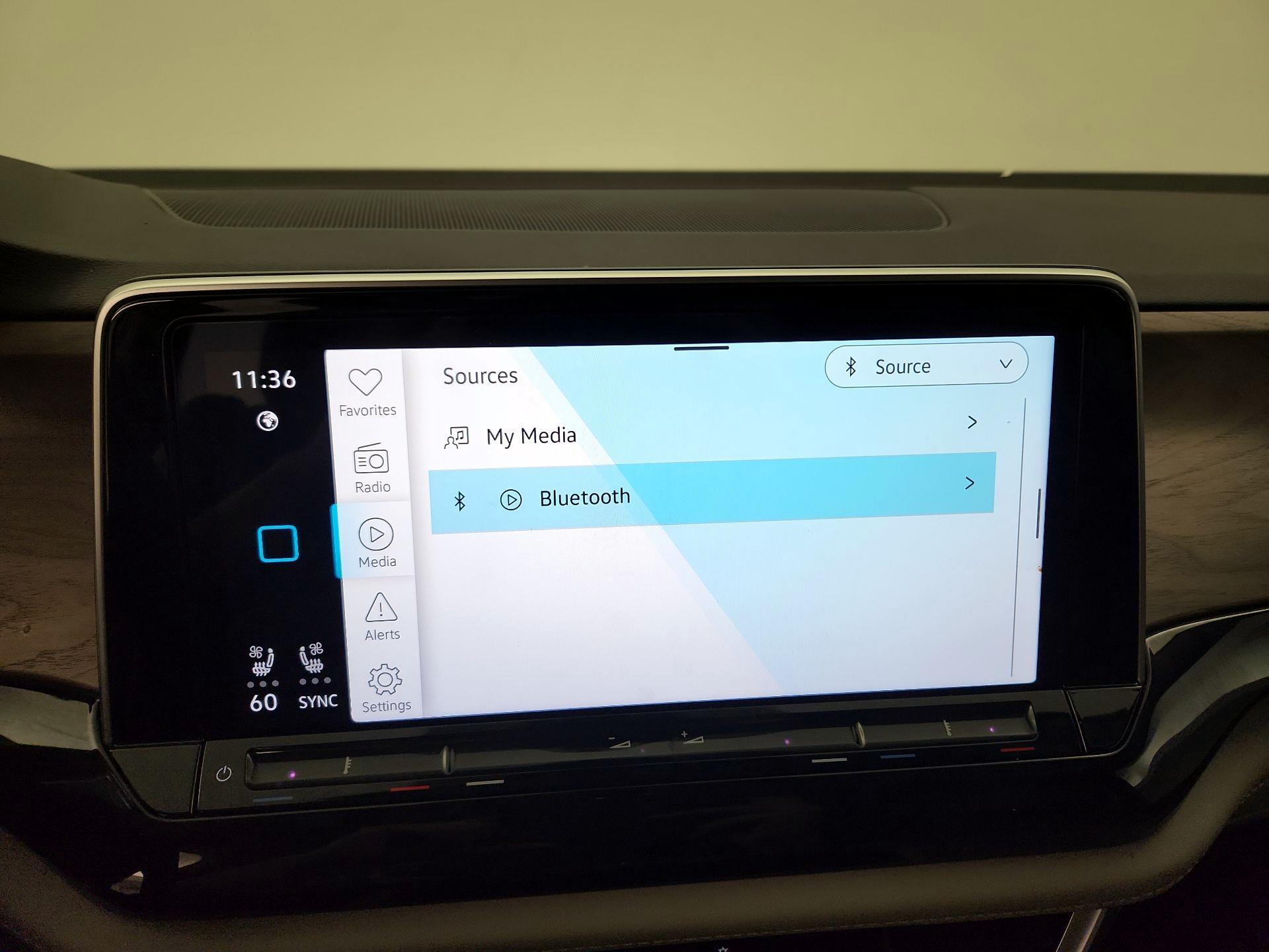 Thumbnail: 2024 Volkswagen Atlas - 15