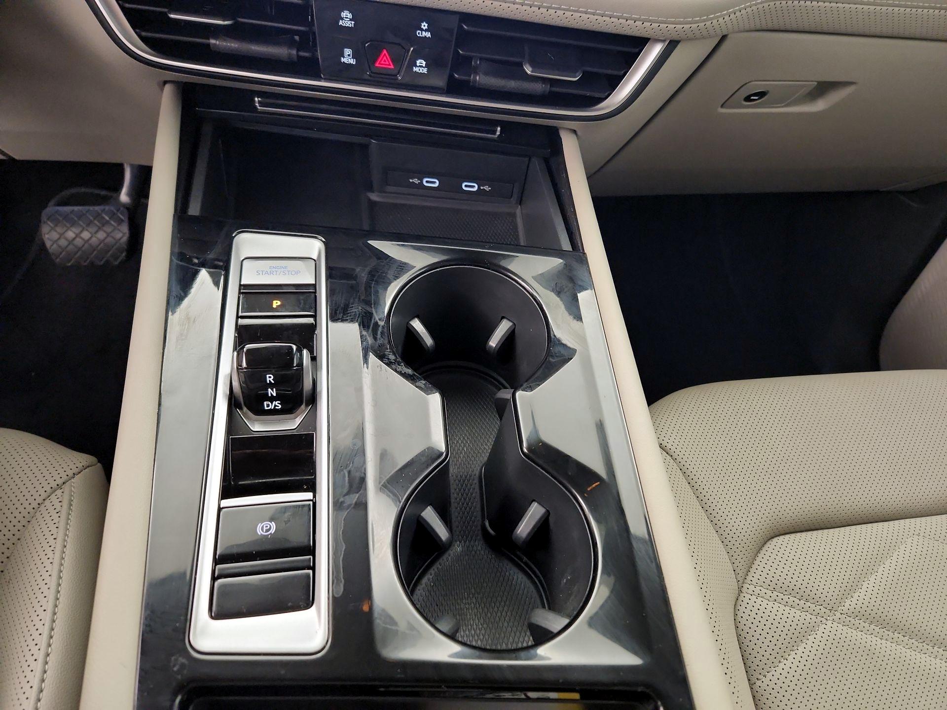 Thumbnail: 2024 Volkswagen Atlas - 17