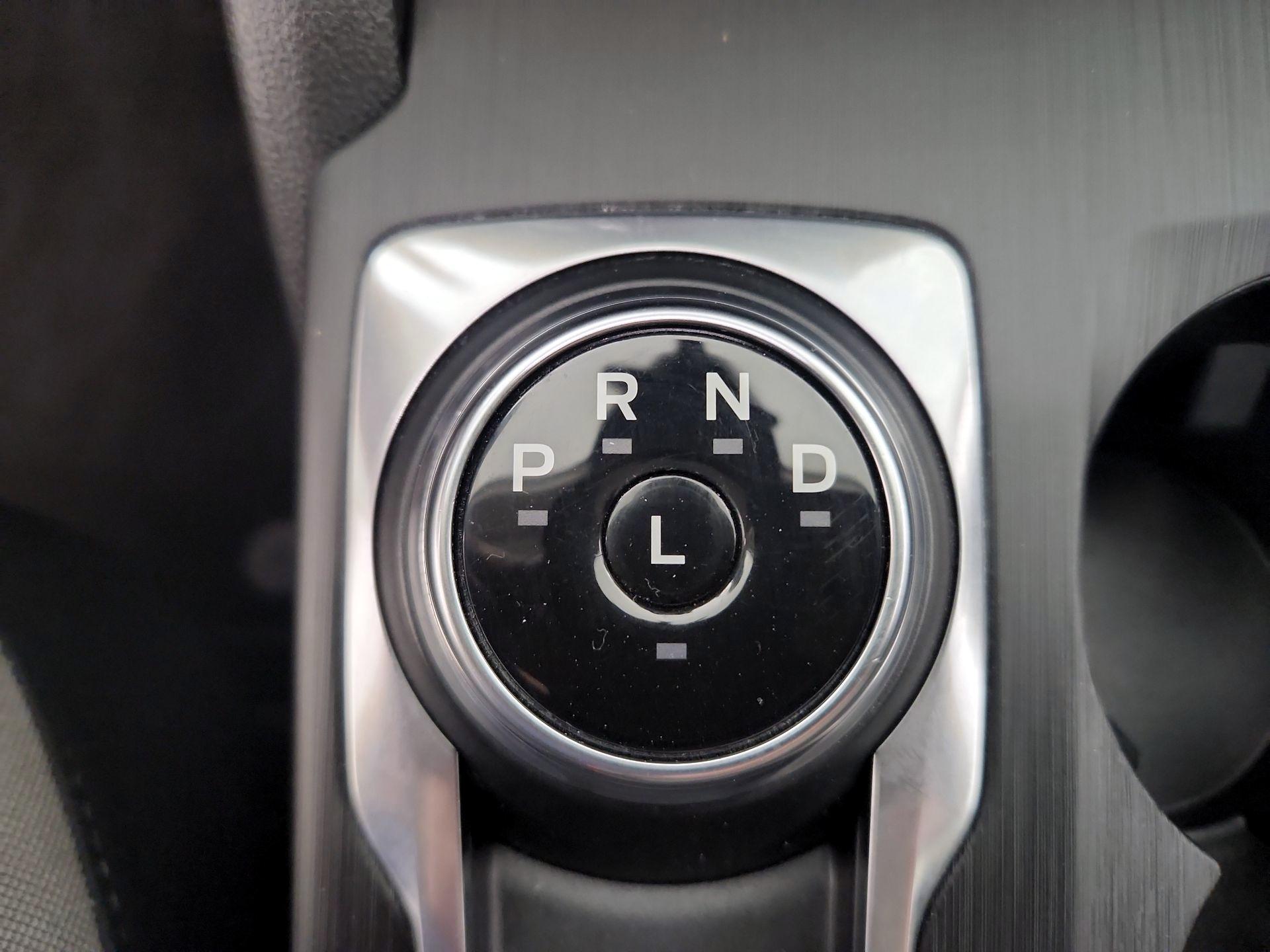 Thumbnail: 2022 Ford Escape - 17