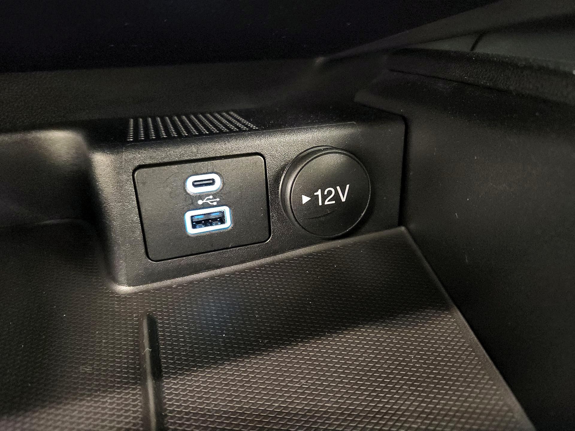 Thumbnail: 2022 Ford Escape - 18